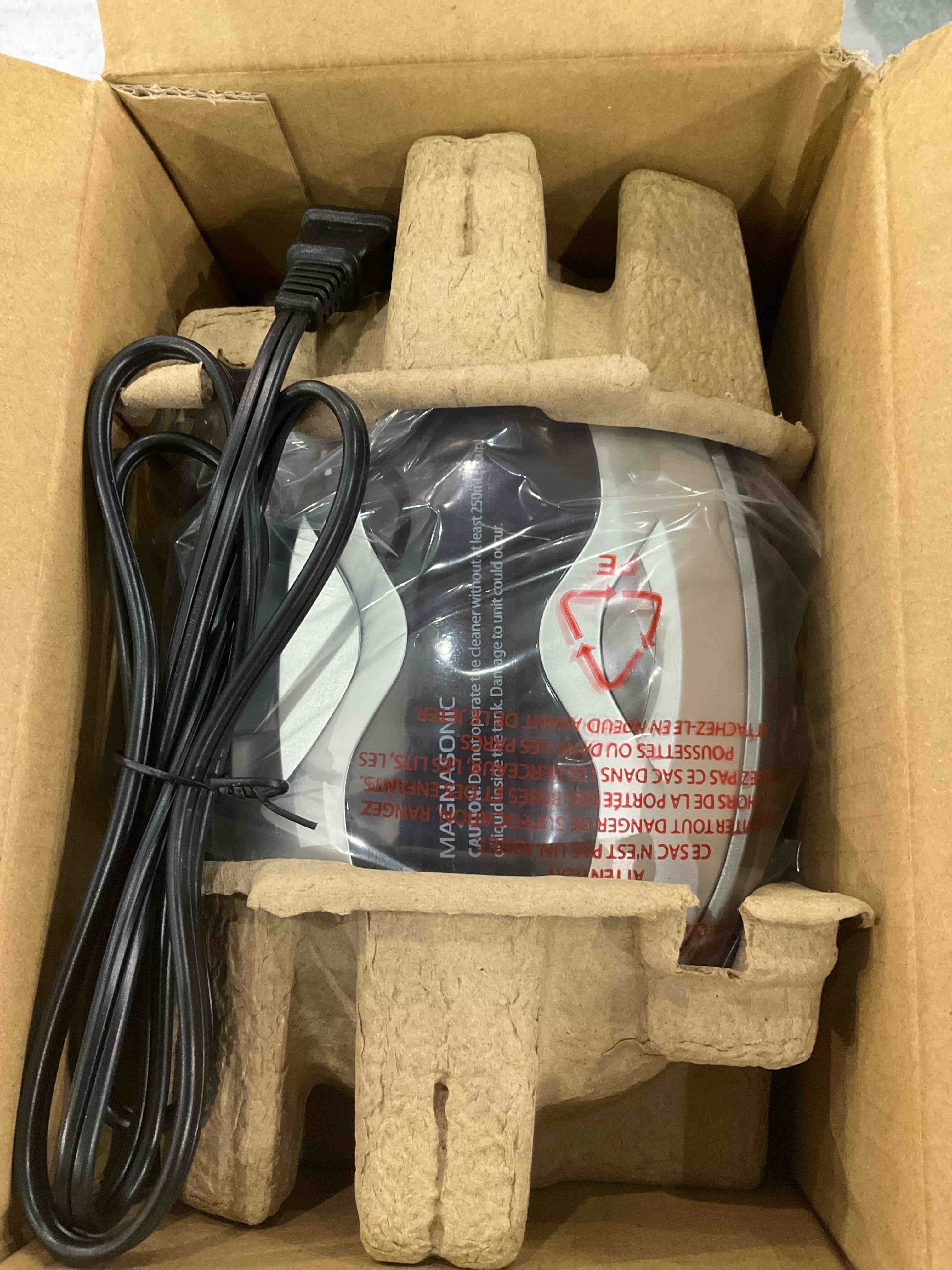https://s3.amazonaws.com/lotting-images-prod/bidfta/EXS00598363_1700570126846.jpeg