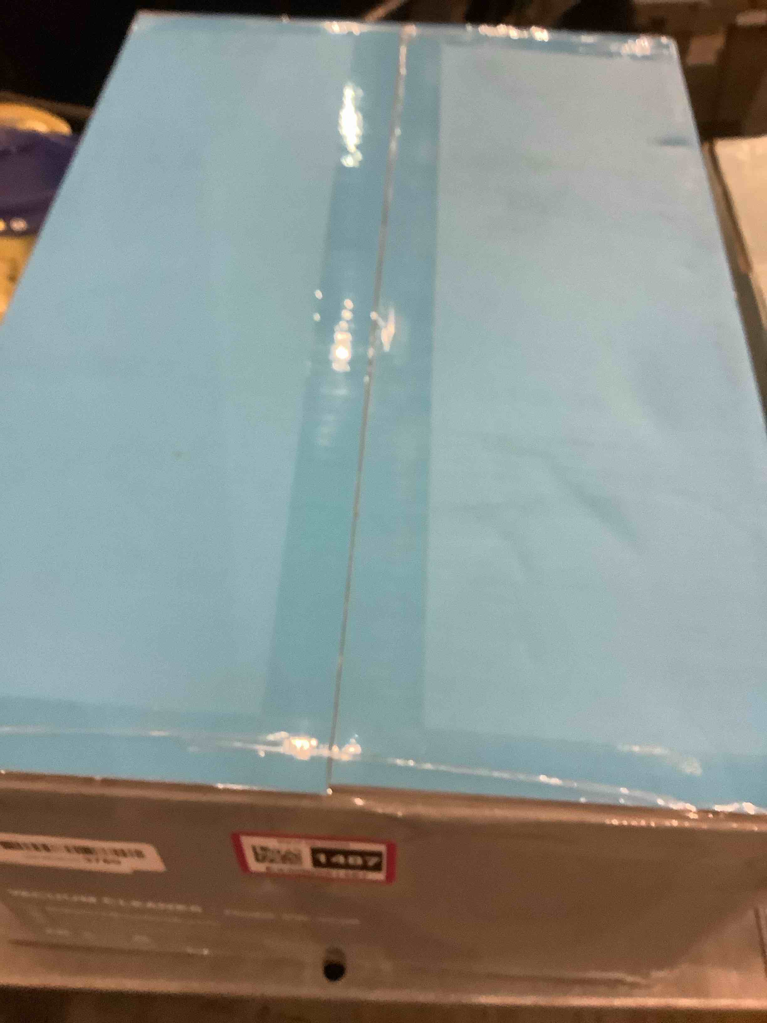 https://s3.amazonaws.com/lotting-images-prod/bidfta/EXS00598606_1699886739212.jpeg