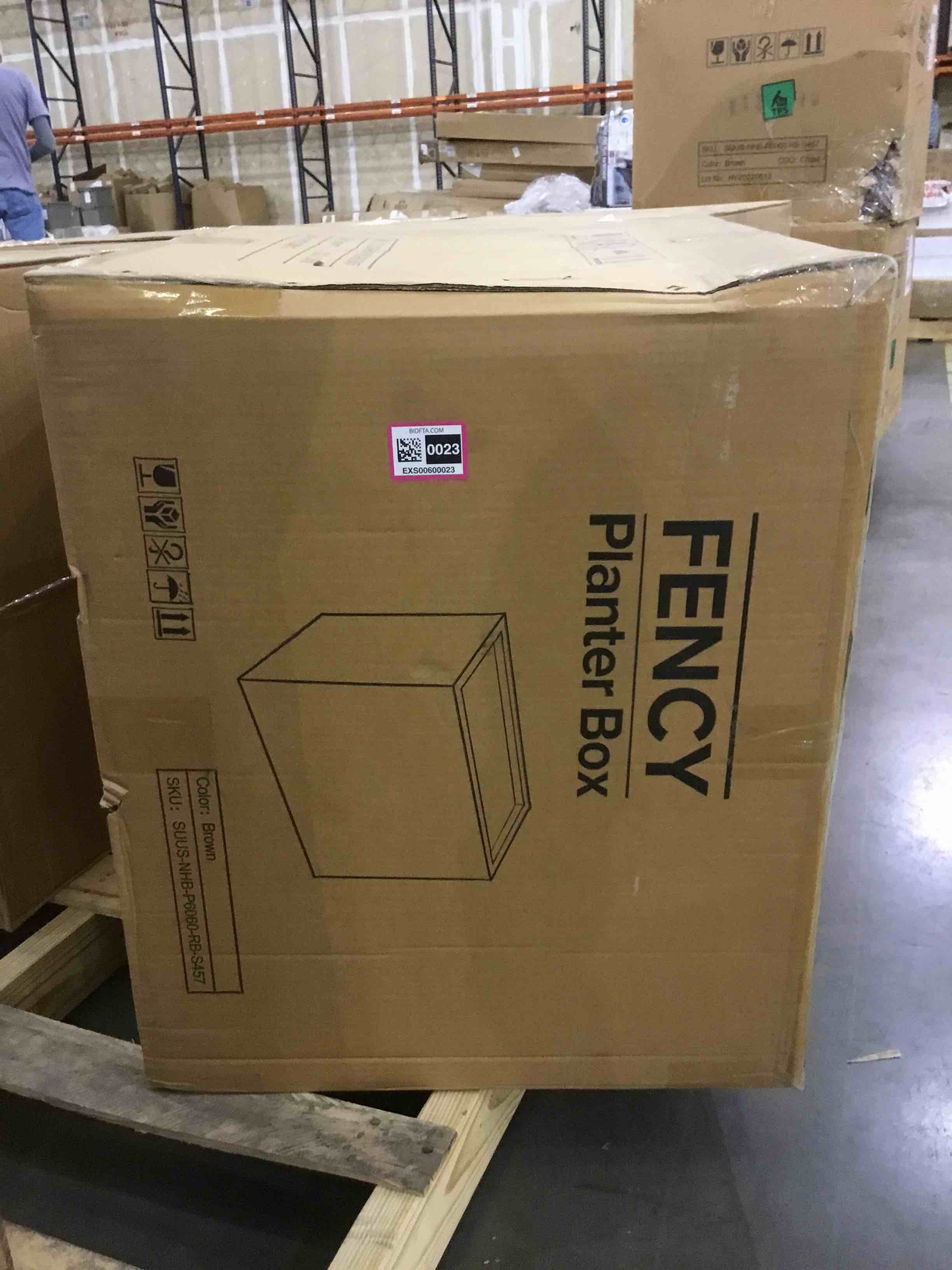 https://s3.amazonaws.com/lotting-images-prod/bidfta/EXS00600023_1699020754357.jpeg