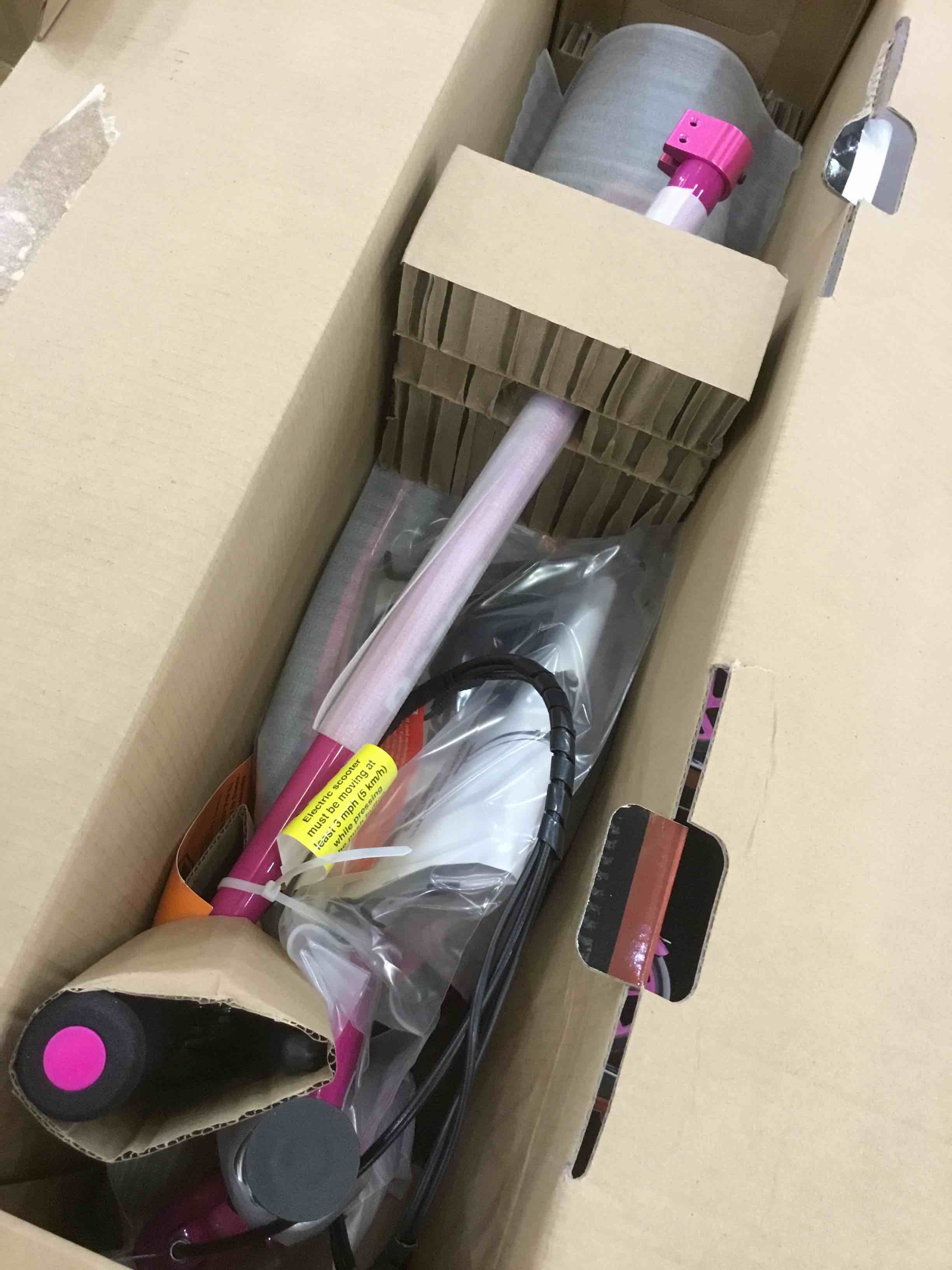 https://s3.amazonaws.com/lotting-images-prod/bidfta/EXS00600040_1699032275085.jpeg