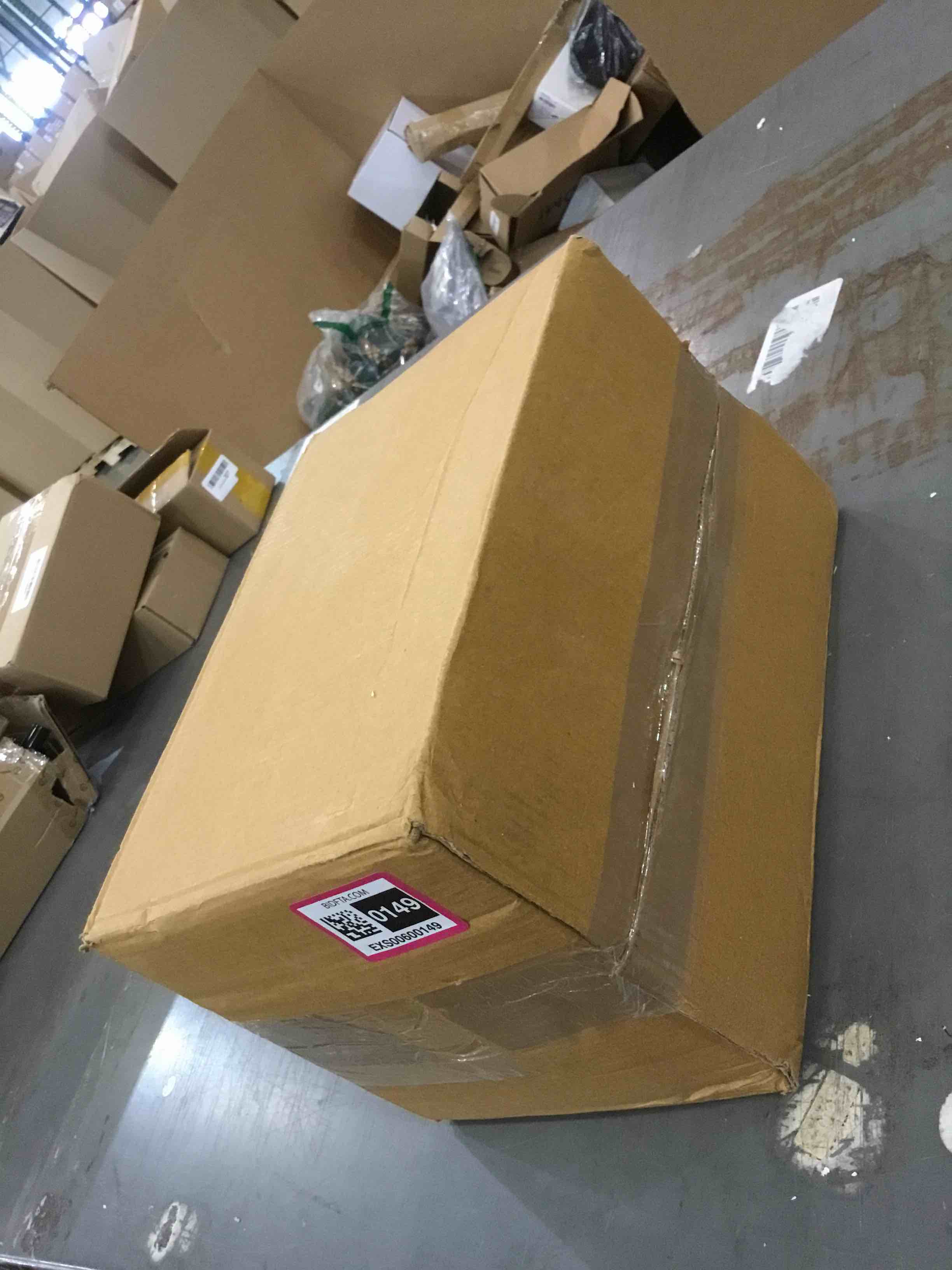 https://s3.amazonaws.com/lotting-images-prod/bidfta/EXS00600149_1699296797423.jpeg