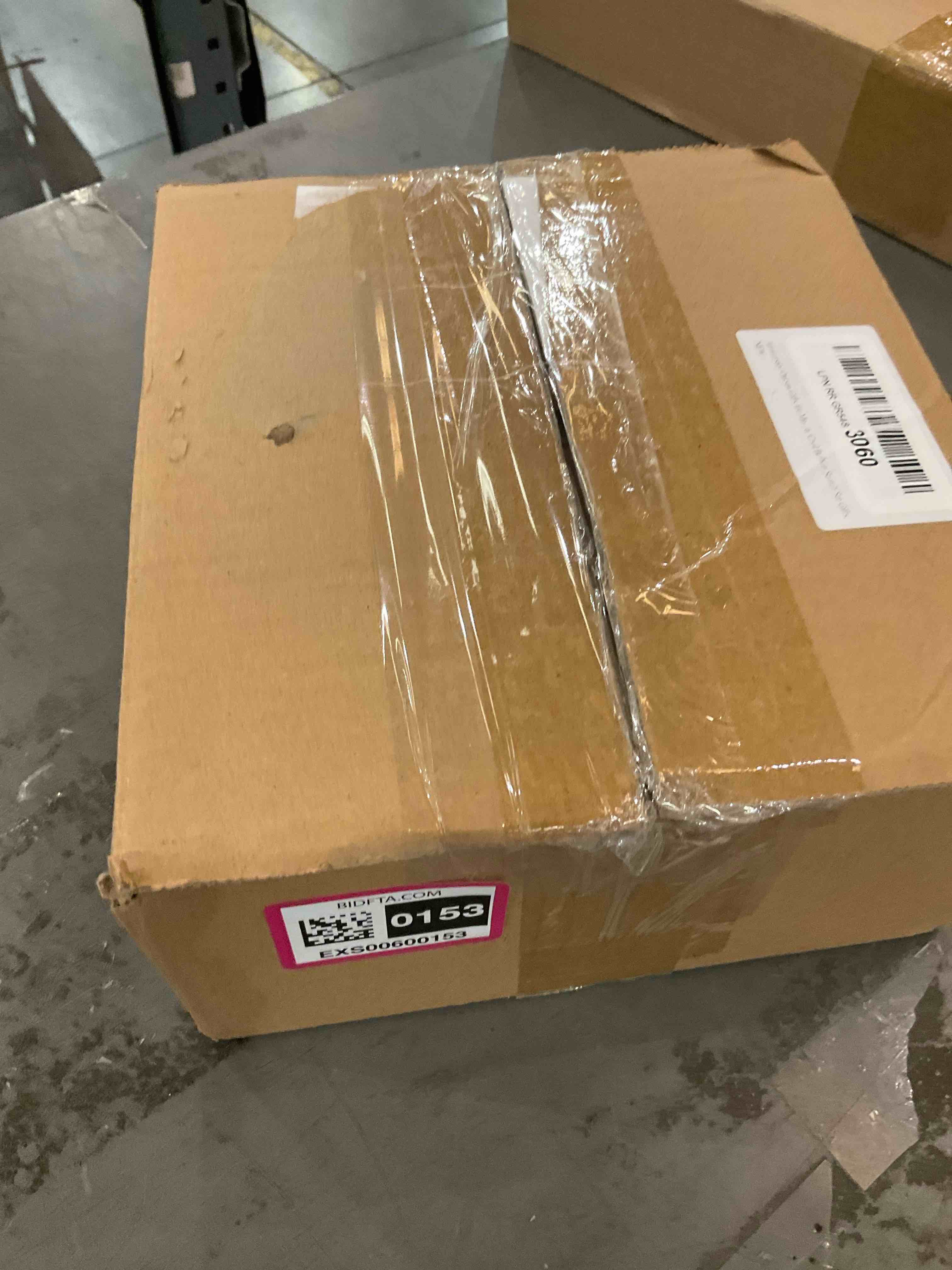 https://s3.amazonaws.com/lotting-images-prod/bidfta/EXS00600153_1699299168024.jpeg