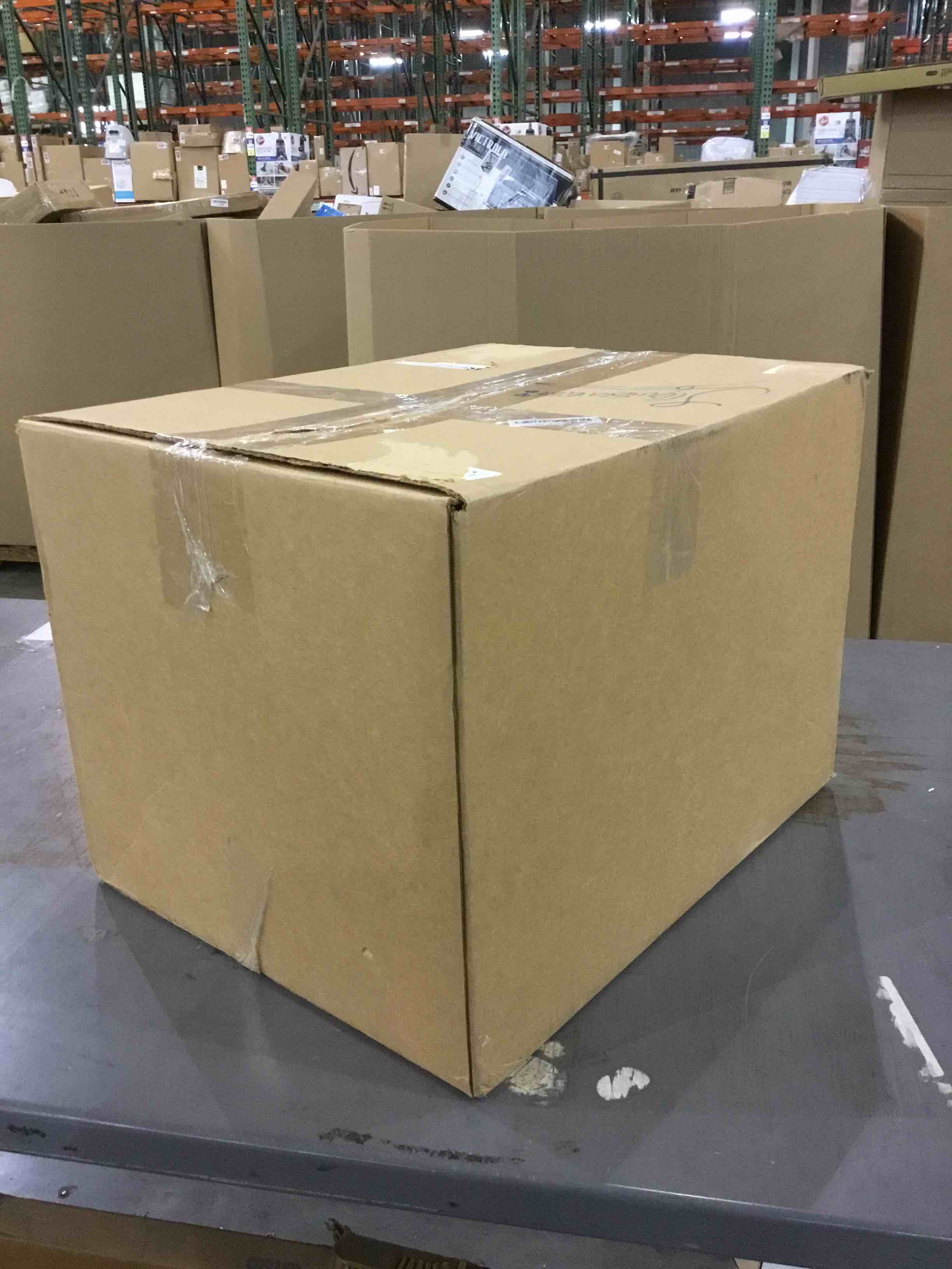https://s3.amazonaws.com/lotting-images-prod/bidfta/EXS00600186_1699360685959.jpeg
