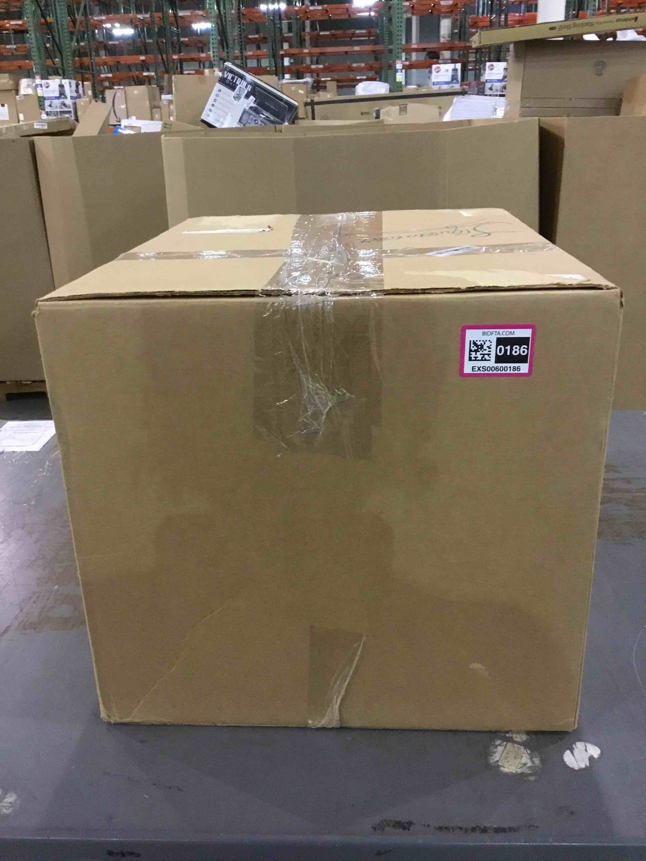 https://s3.amazonaws.com/lotting-images-prod/bidfta/EXS00600186_1699360754270.jpeg