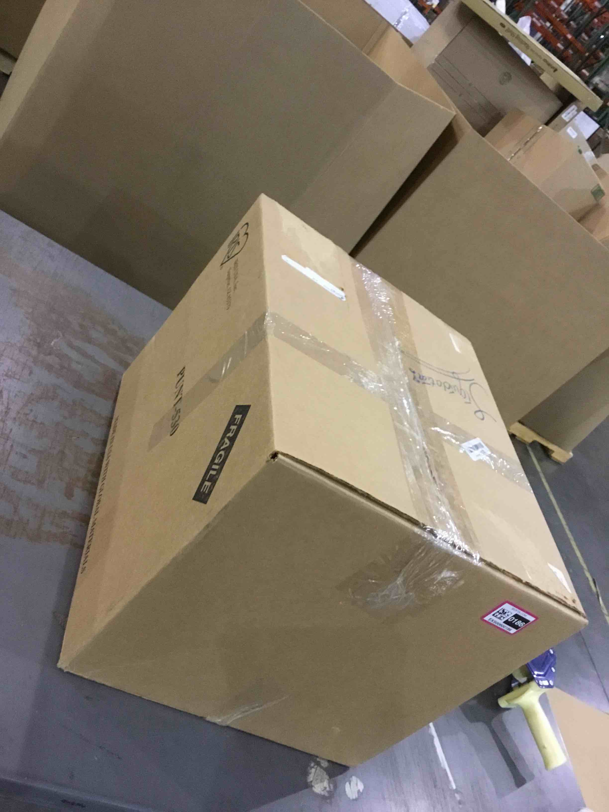https://s3.amazonaws.com/lotting-images-prod/bidfta/EXS00600186_1699360758560.jpeg