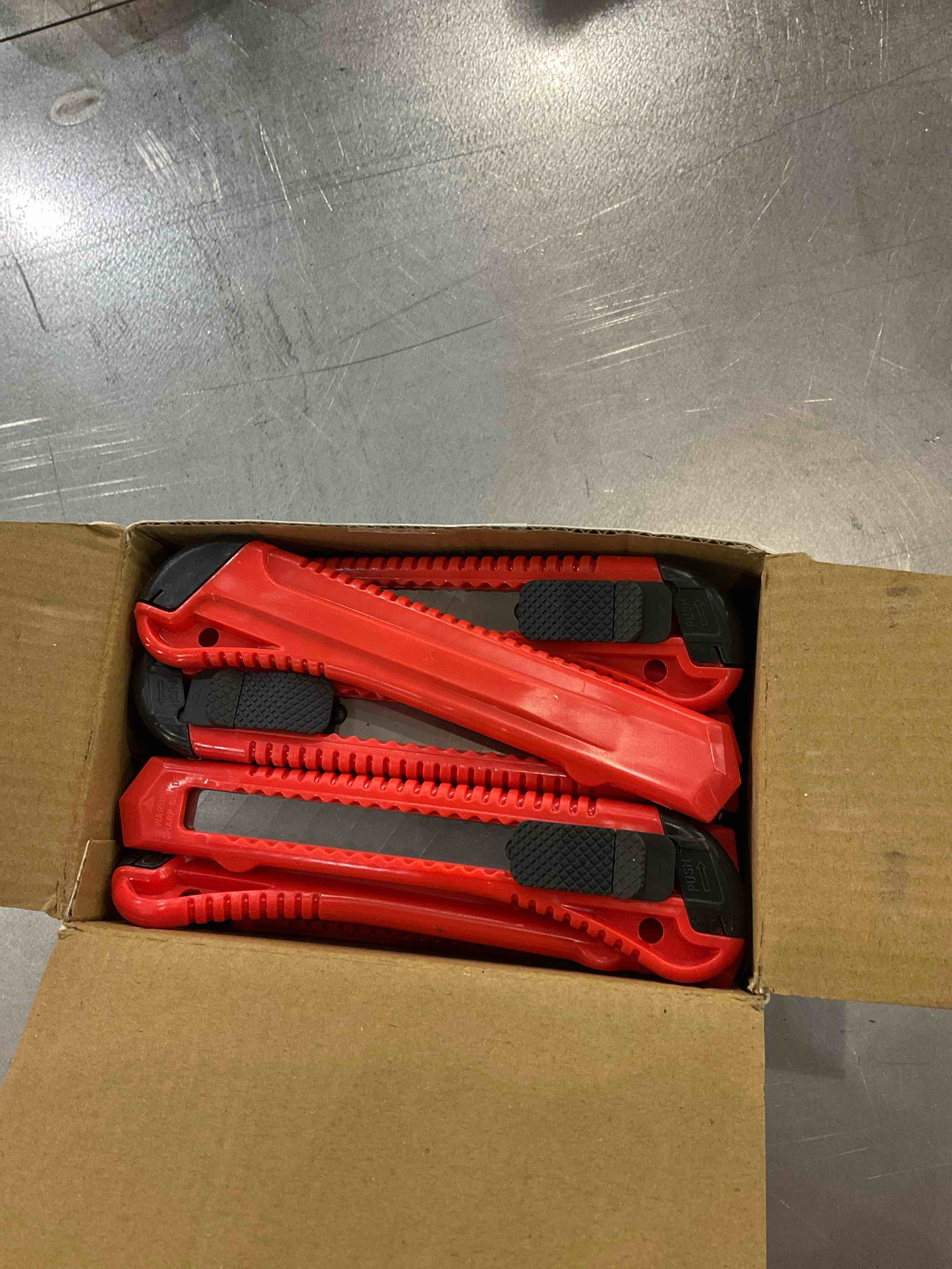 https://s3.amazonaws.com/lotting-images-prod/bidfta/EXS00601535_1698236040004.jpeg