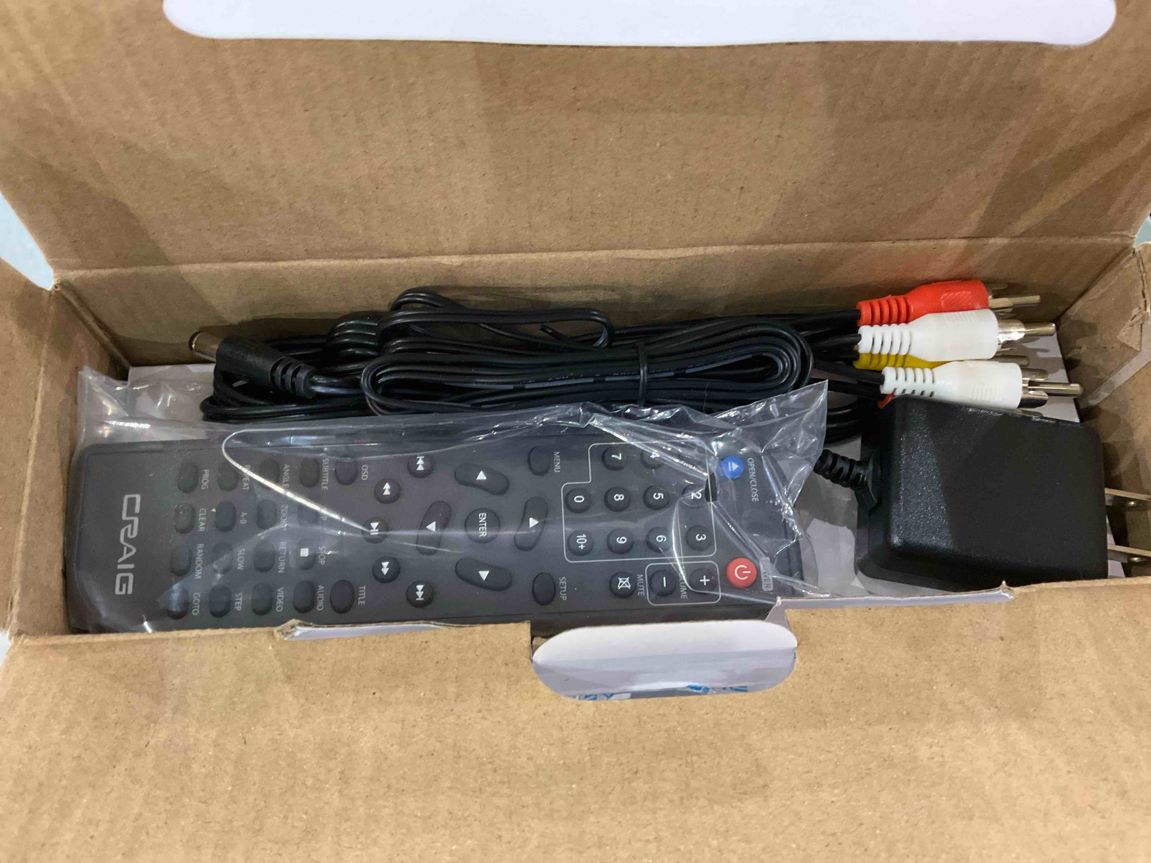 https://s3.amazonaws.com/lotting-images-prod/bidfta/EXS00602074_1701266080573.jpeg