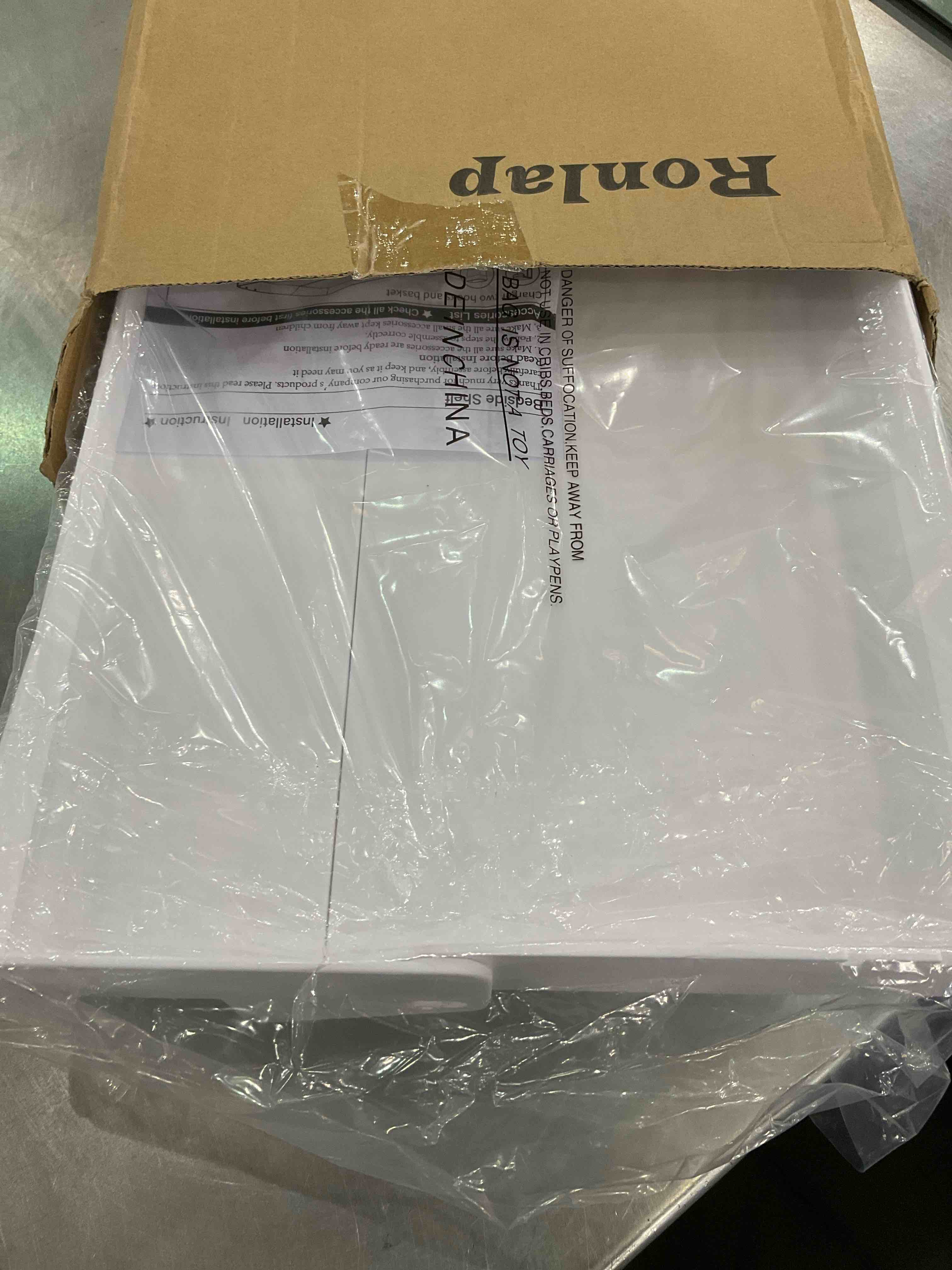https://s3.amazonaws.com/lotting-images-prod/bidfta/EXS00602095_1701270967415.jpeg