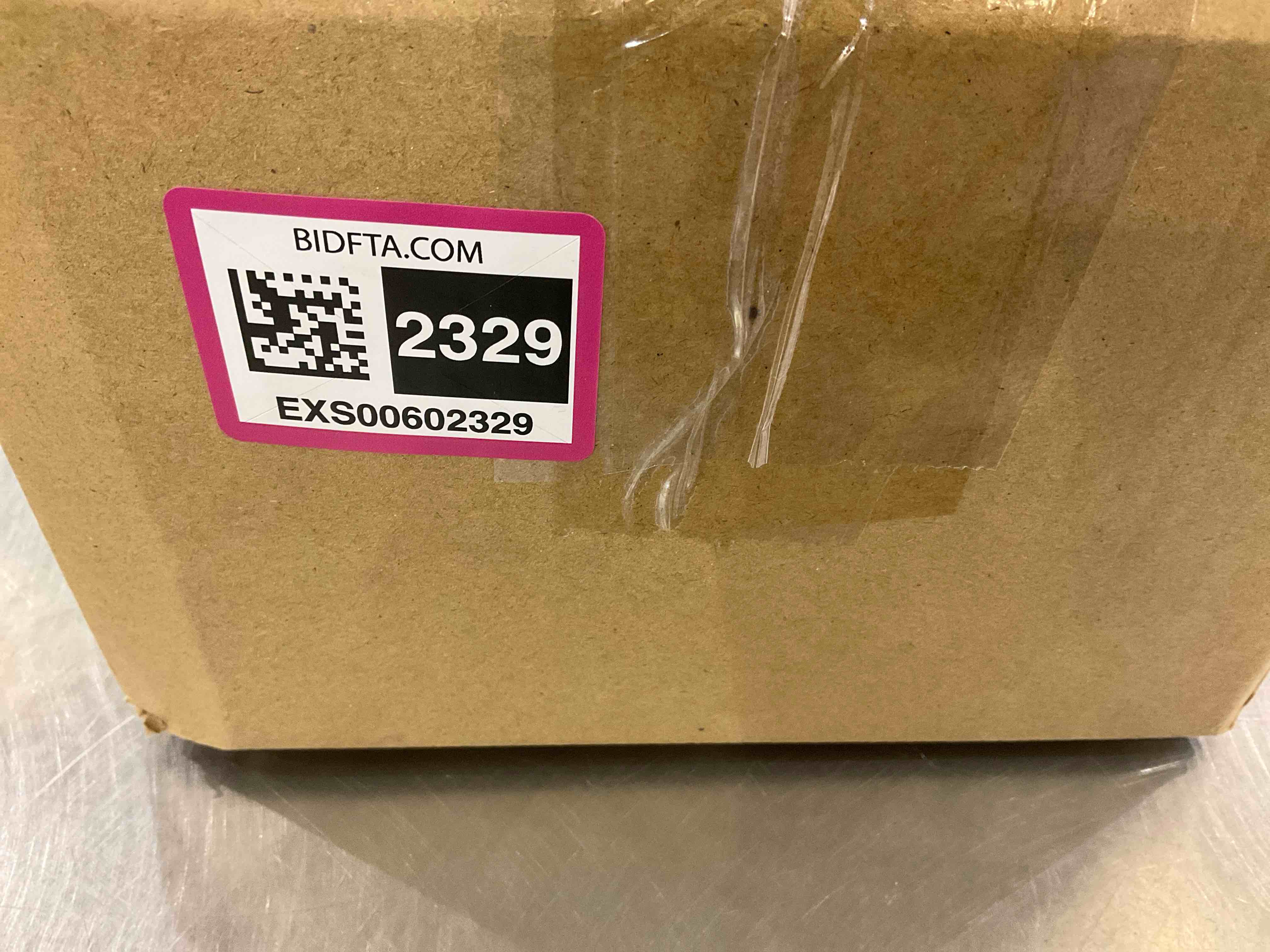 https://s3.amazonaws.com/lotting-images-prod/bidfta/EXS00602329_1701375244026.jpeg