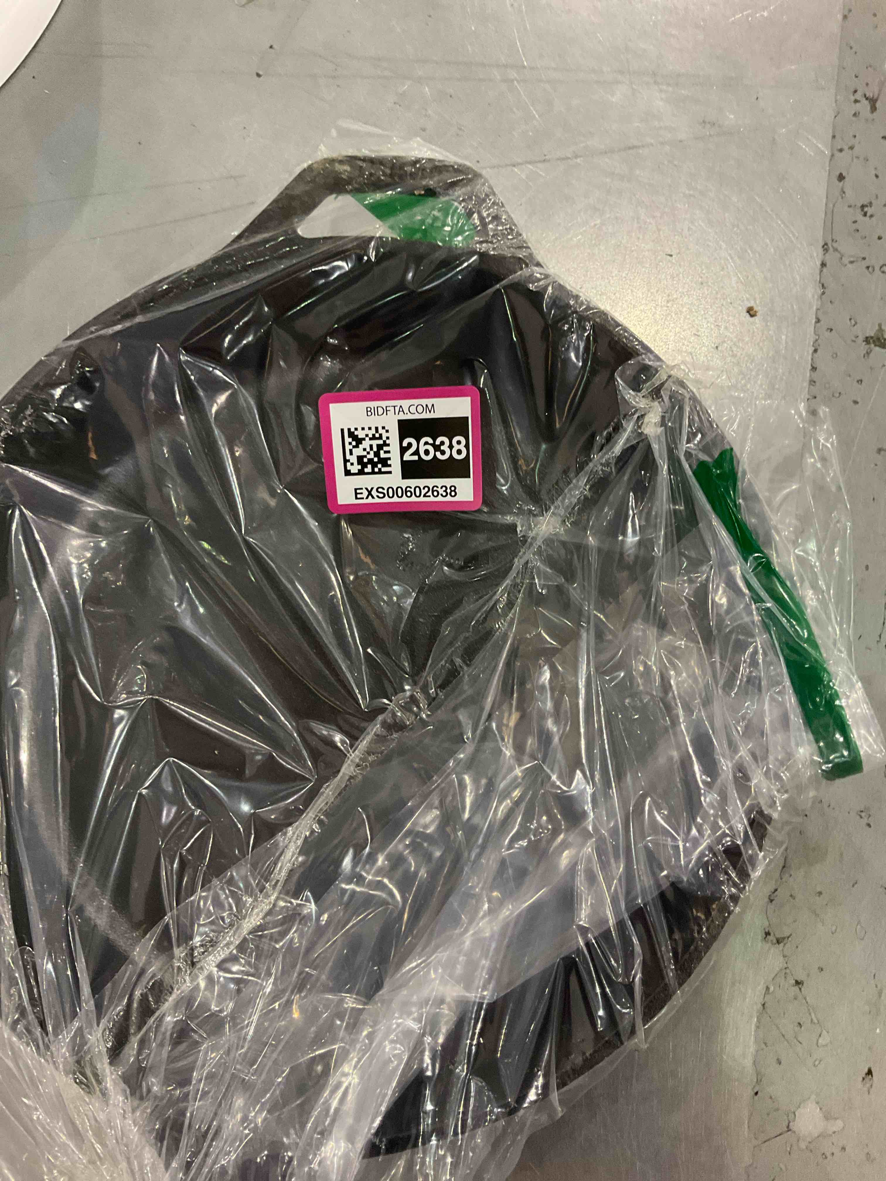 https://s3.amazonaws.com/lotting-images-prod/bidfta/EXS00602638_1698418081124.jpeg