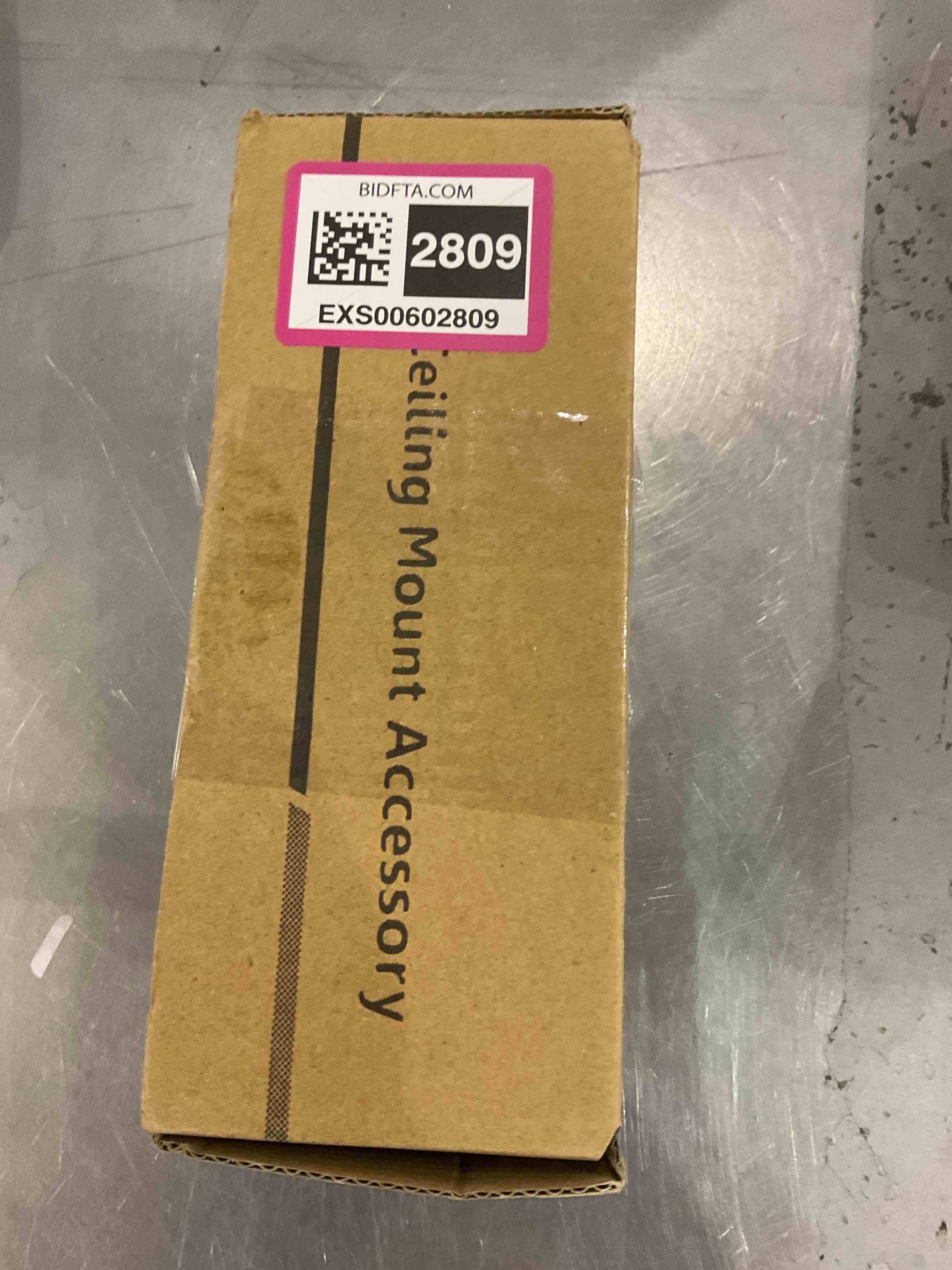 https://s3.amazonaws.com/lotting-images-prod/bidfta/EXS00602809_1698670523517.jpeg