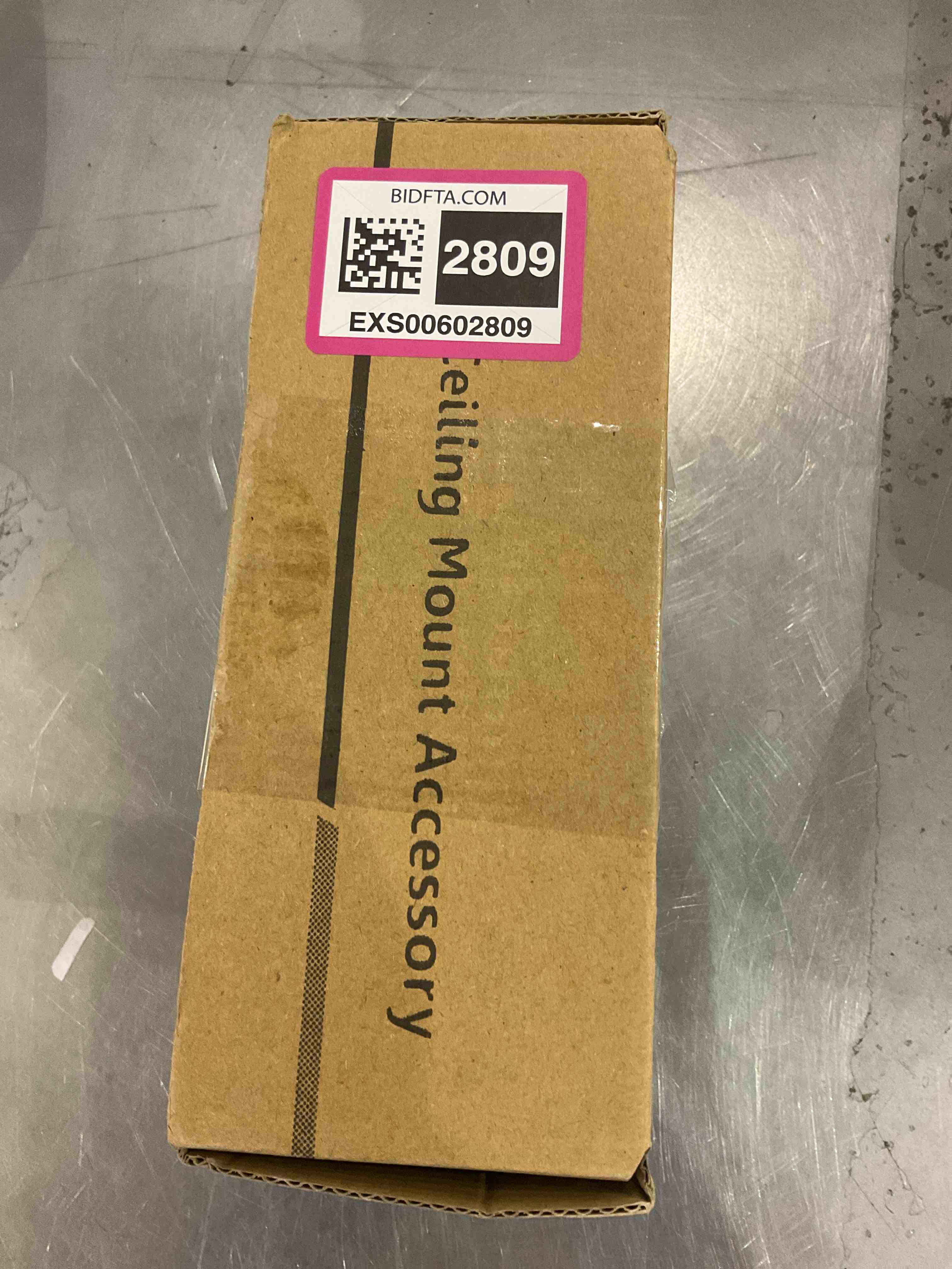 https://s3.amazonaws.com/lotting-images-prod/bidfta/EXS00602809_1698670524415.jpeg