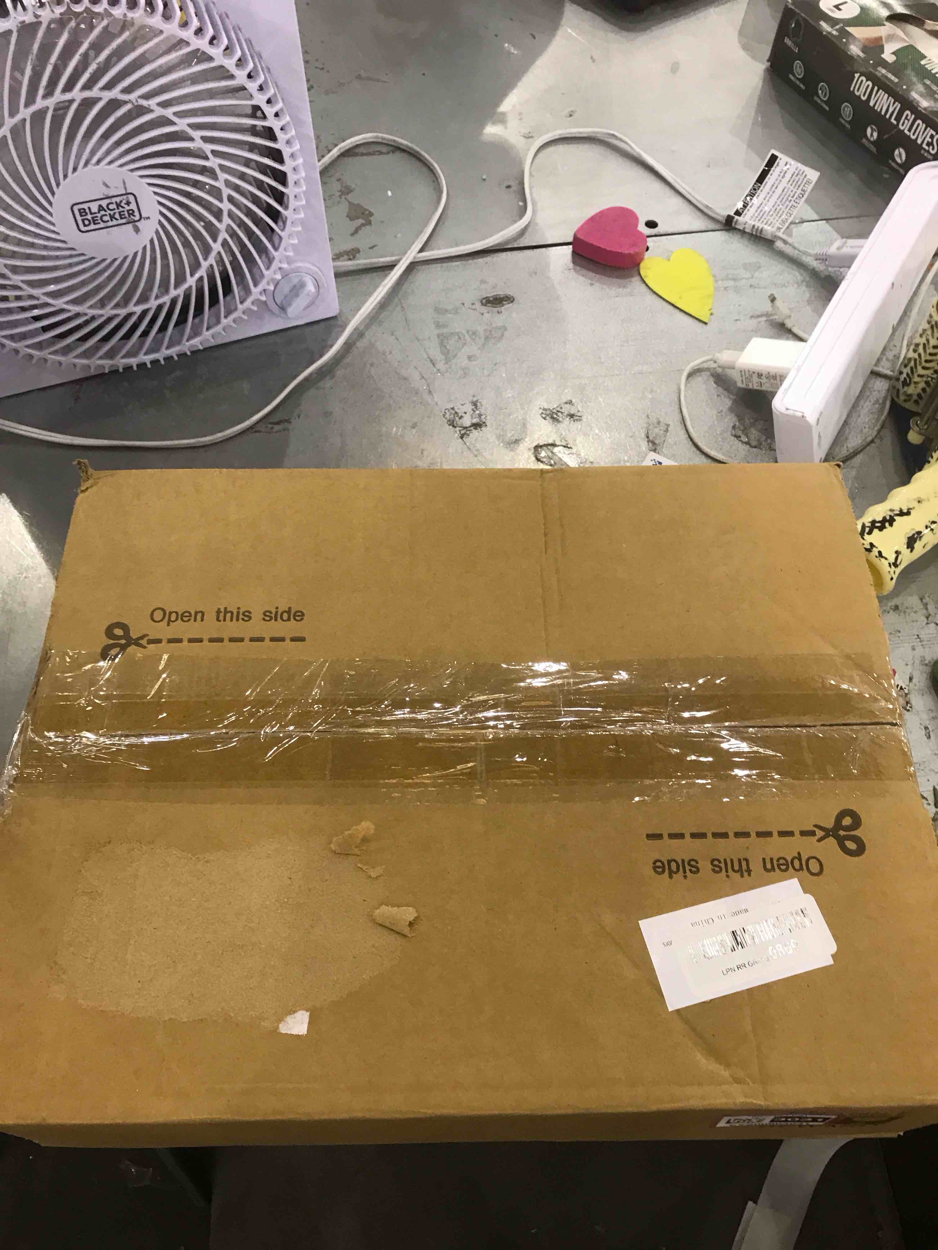https://s3.amazonaws.com/lotting-images-prod/bidfta/EXS00603031_1698418531277.jpeg
