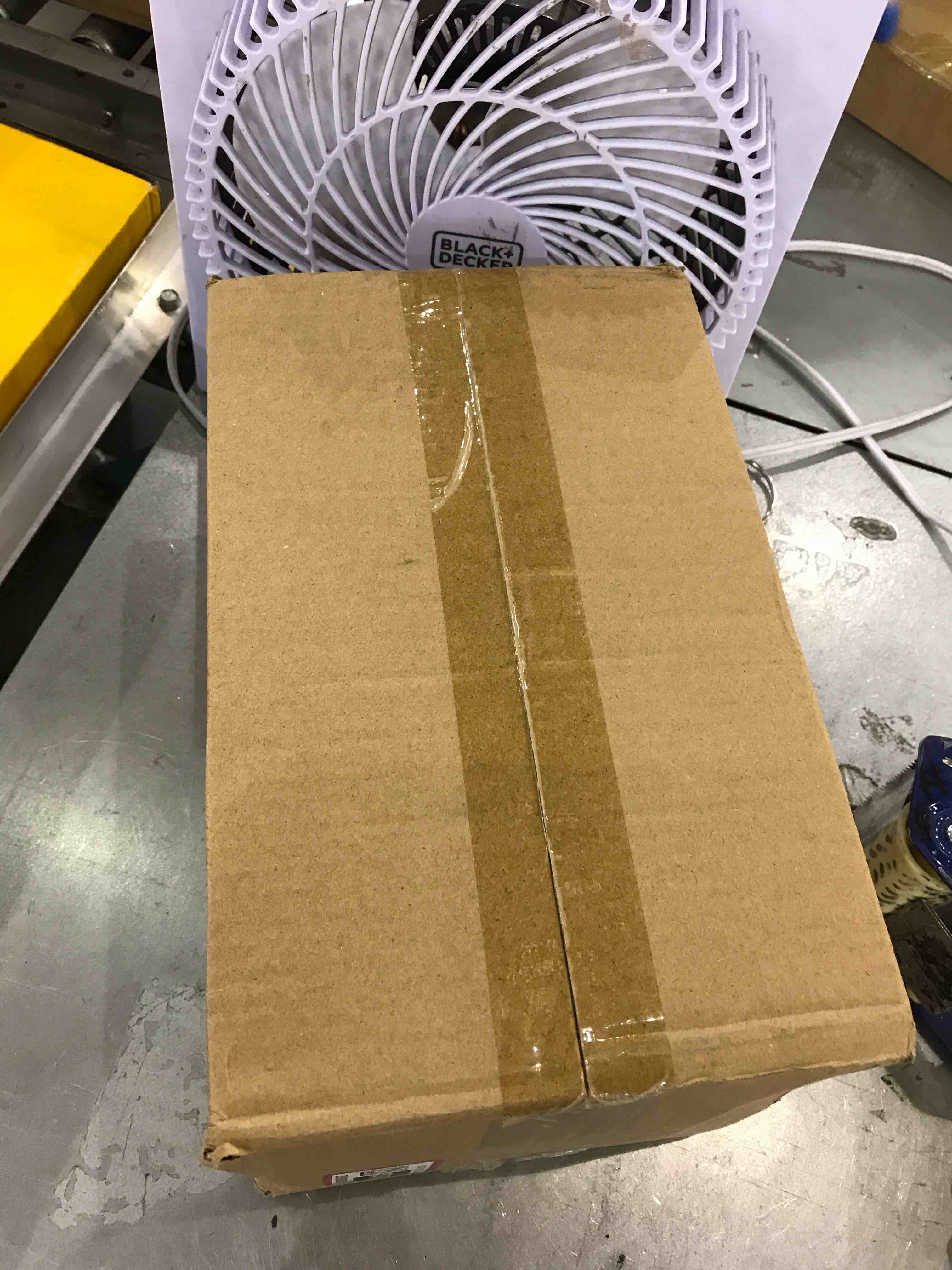 https://s3.amazonaws.com/lotting-images-prod/bidfta/EXS00603203_1698676546213.jpeg