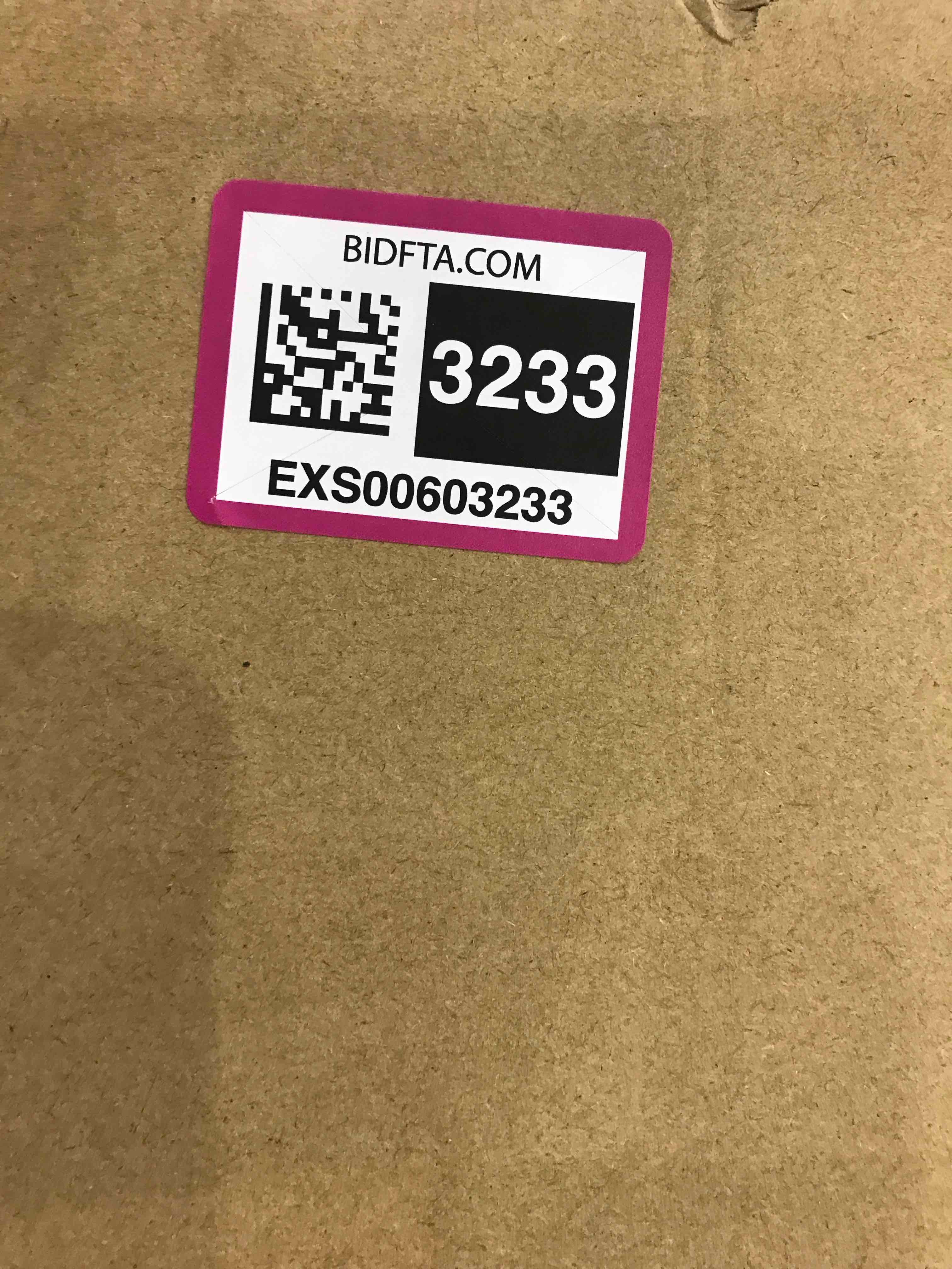 https://s3.amazonaws.com/lotting-images-prod/bidfta/EXS00603233_1698680967746.jpeg