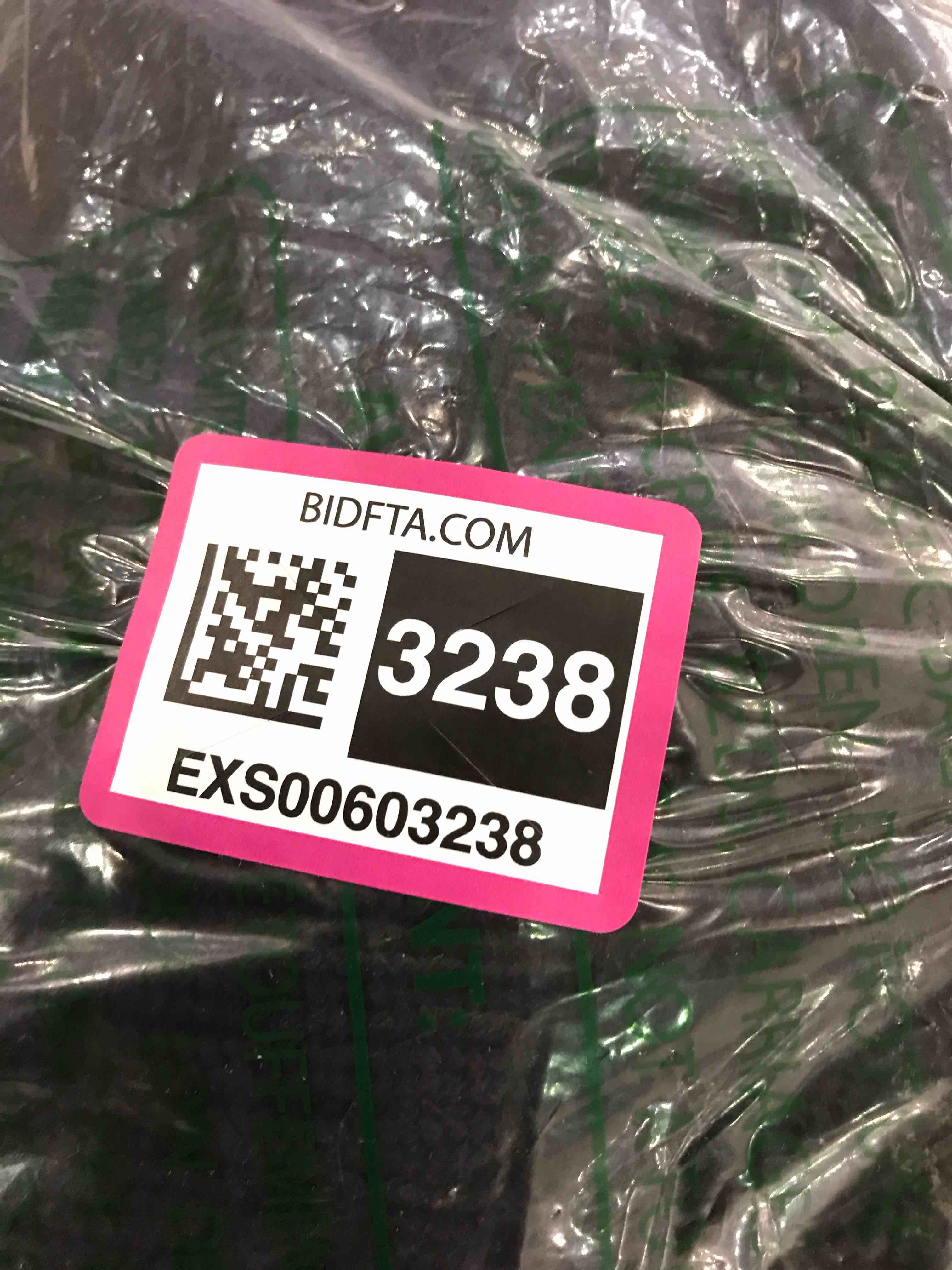 https://s3.amazonaws.com/lotting-images-prod/bidfta/EXS00603238_1698685398299.jpeg