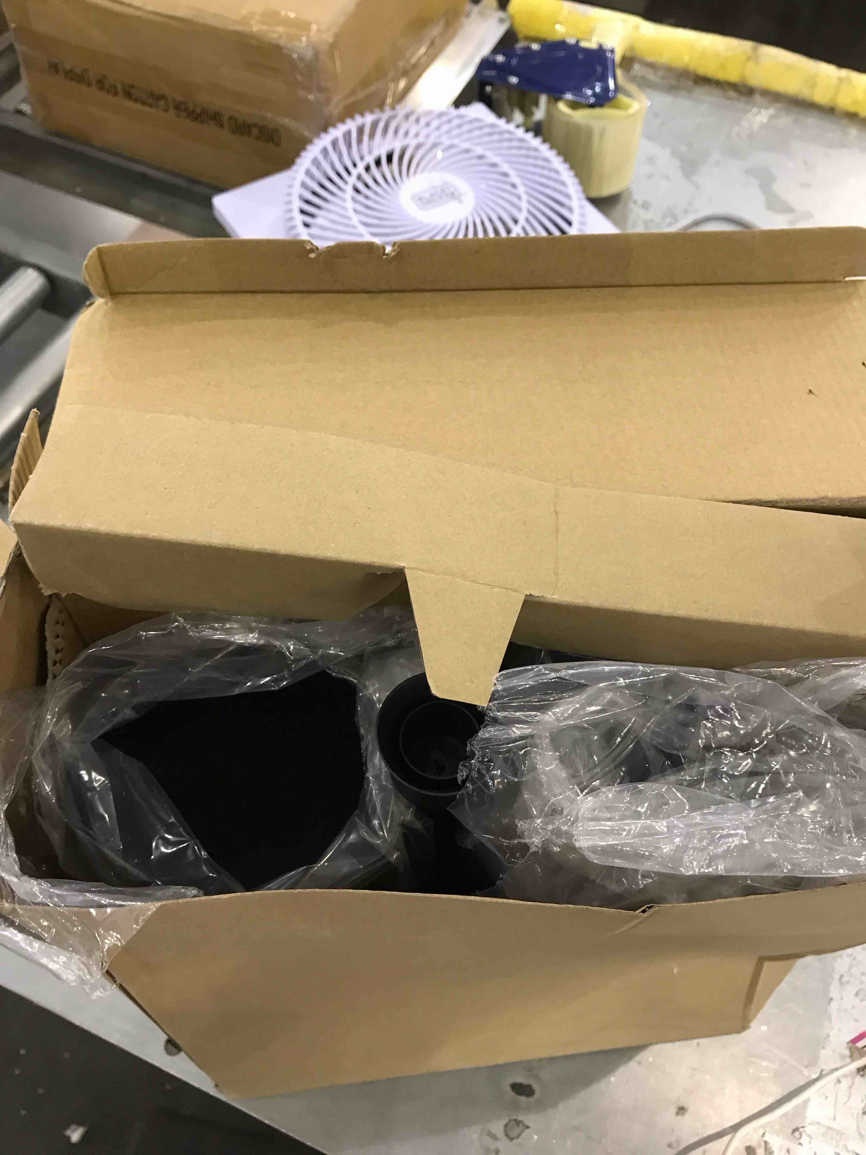 https://s3.amazonaws.com/lotting-images-prod/bidfta/EXS00603264_1698688164611.jpeg