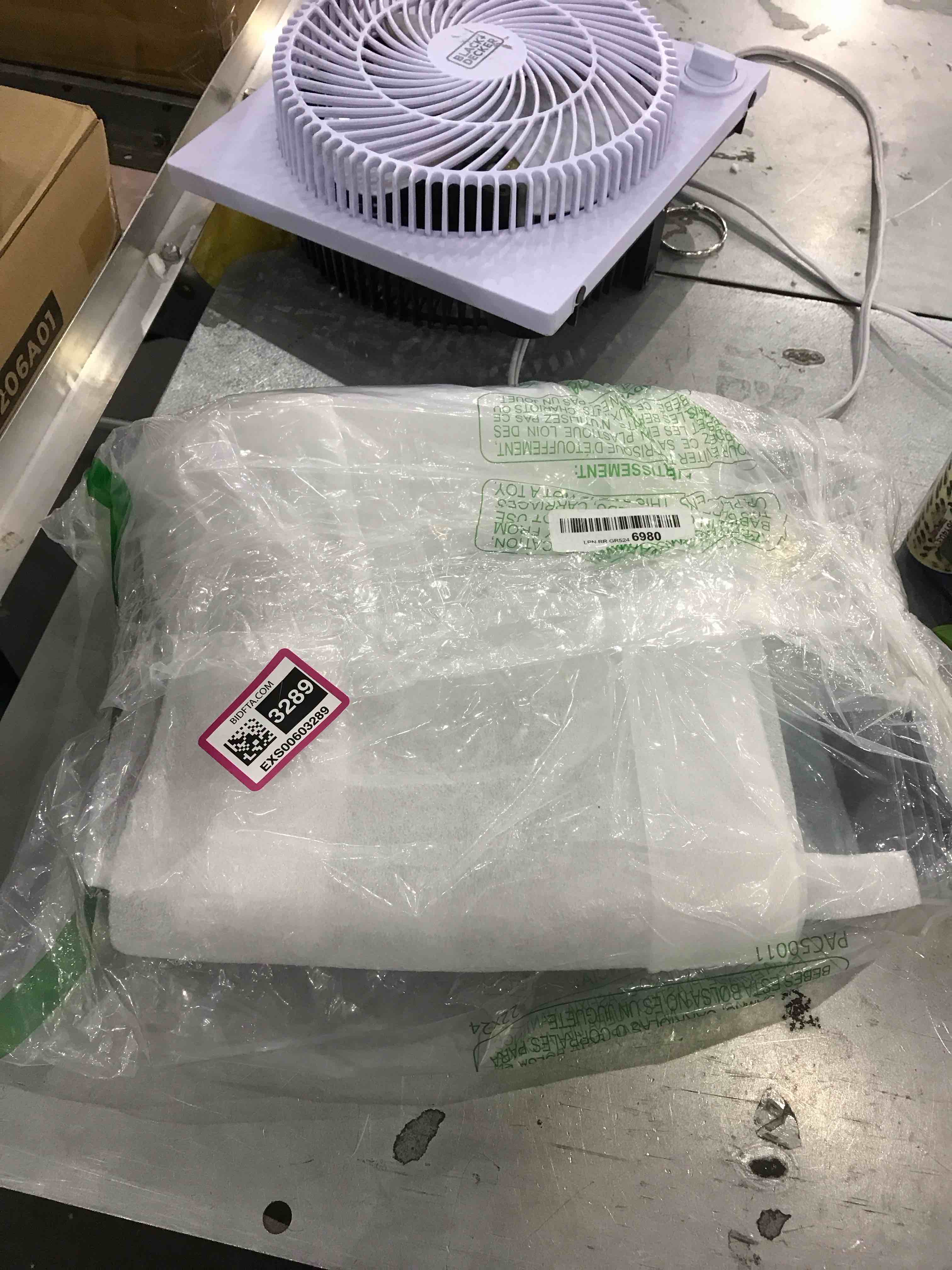 https://s3.amazonaws.com/lotting-images-prod/bidfta/EXS00603289_1698692138942.jpeg