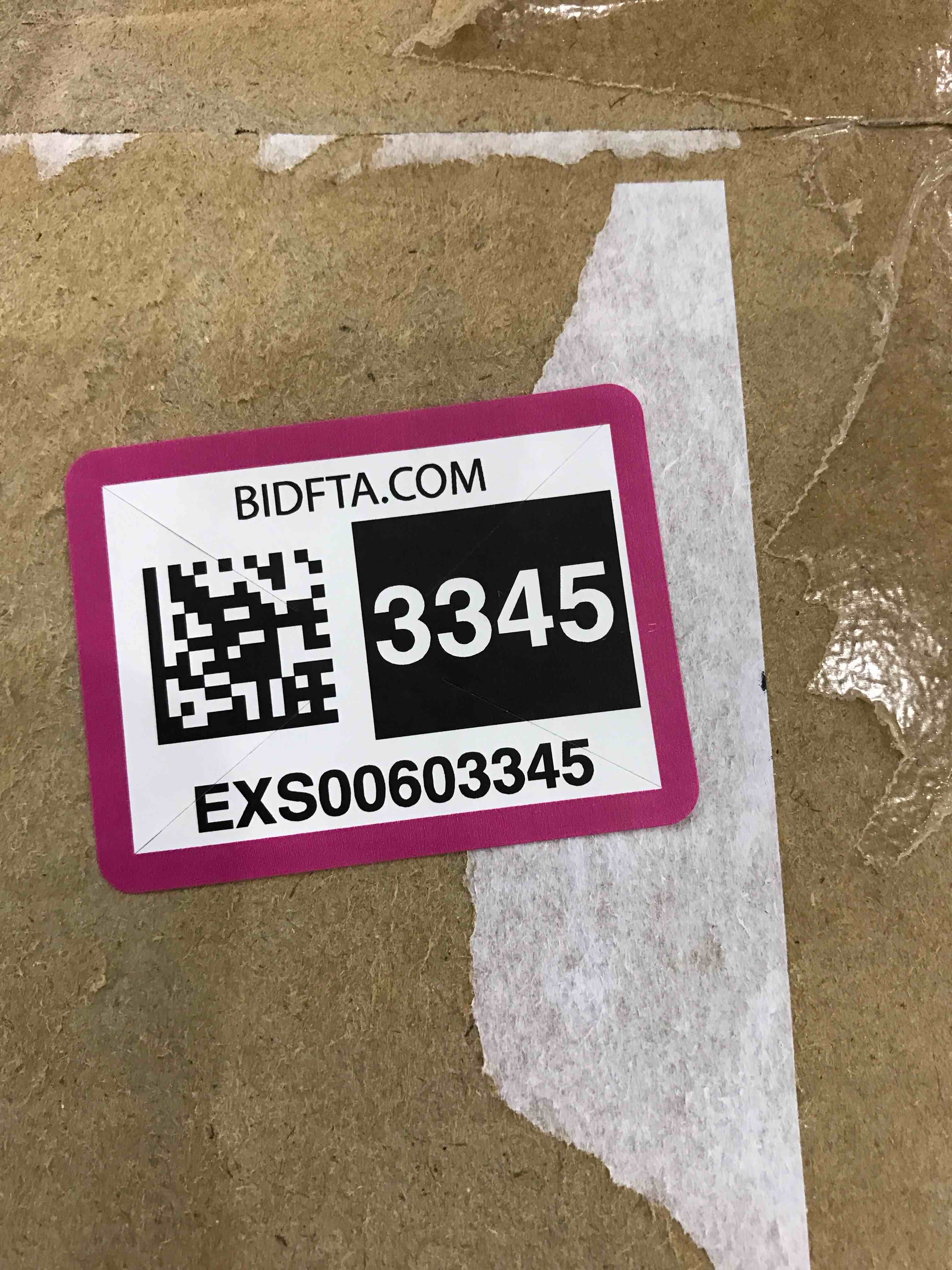 https://s3.amazonaws.com/lotting-images-prod/bidfta/EXS00603345_1698755415793.jpeg