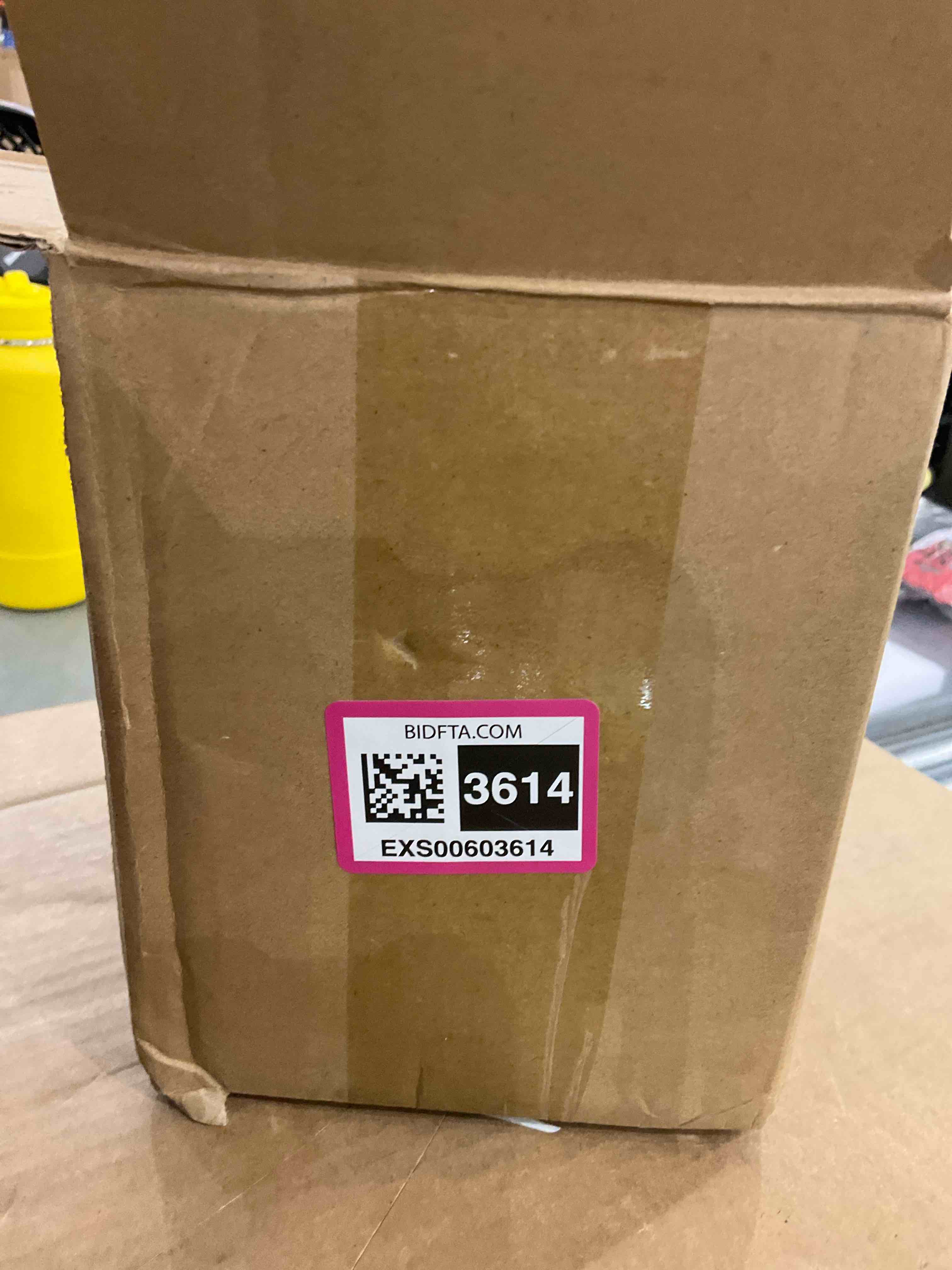 https://s3.amazonaws.com/lotting-images-prod/bidfta/EXS00603614_1698160743519.jpeg
