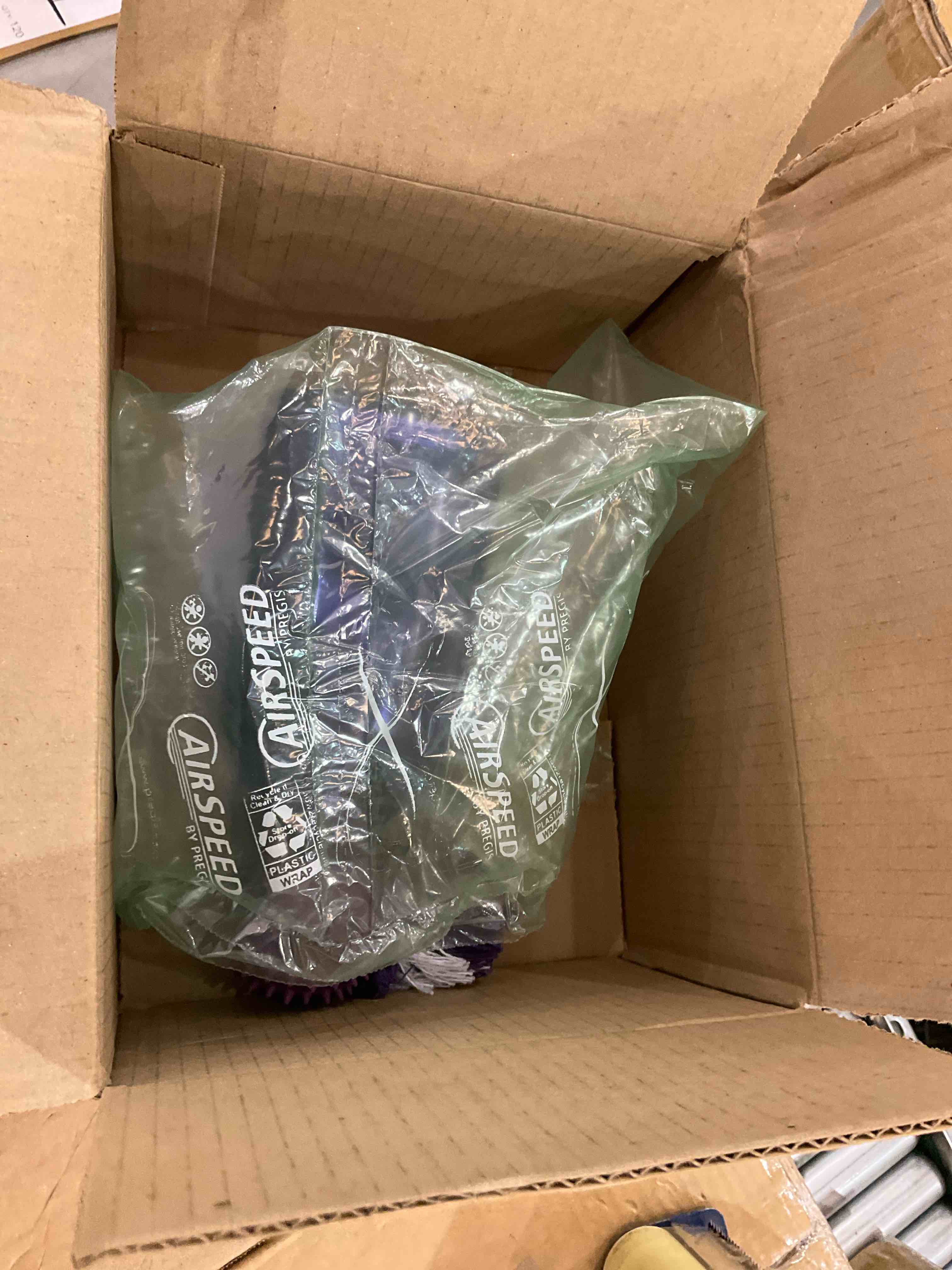 https://s3.amazonaws.com/lotting-images-prod/bidfta/EXS00603682_1698175046778.jpeg