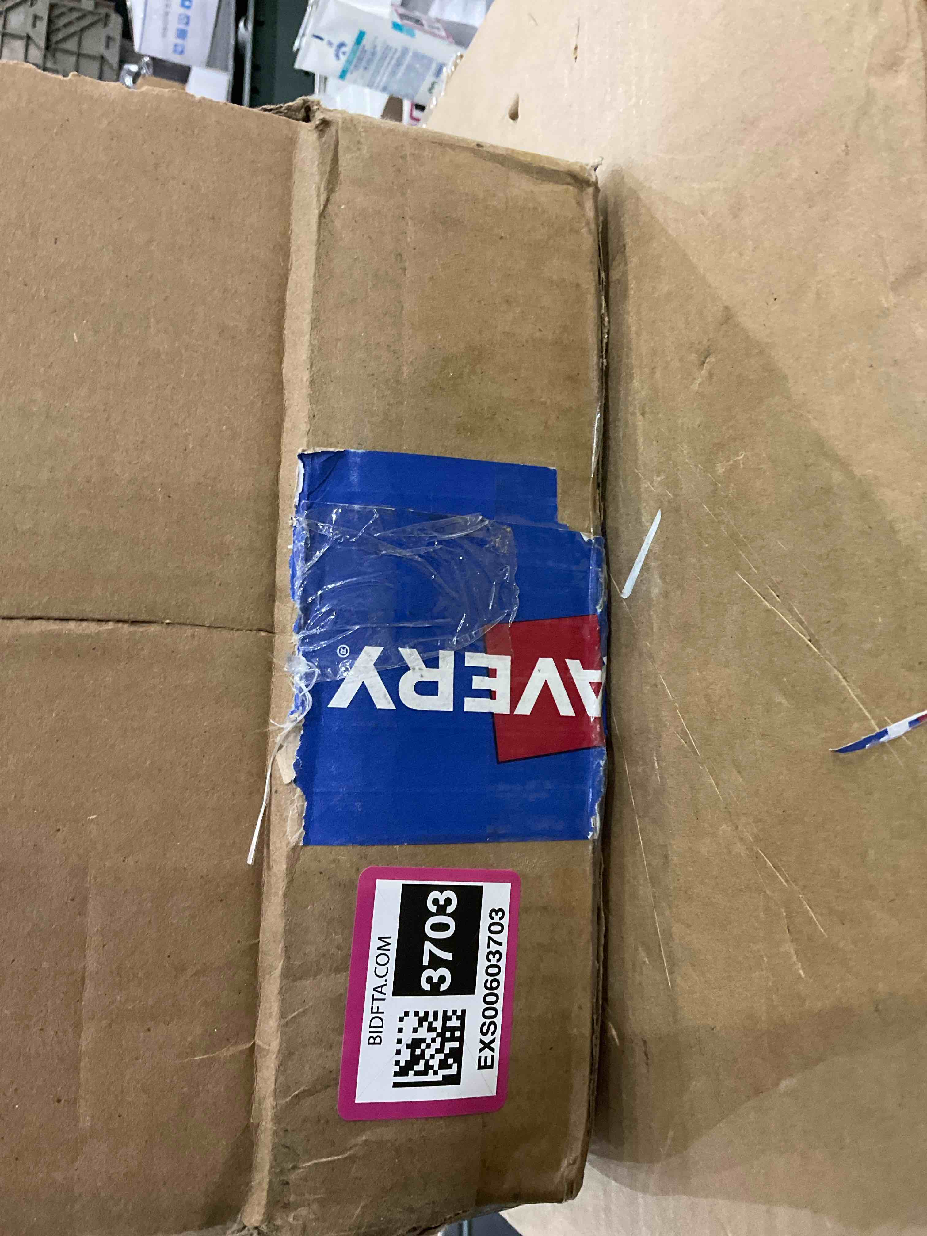 https://s3.amazonaws.com/lotting-images-prod/bidfta/EXS00603703_1698235082041.jpeg