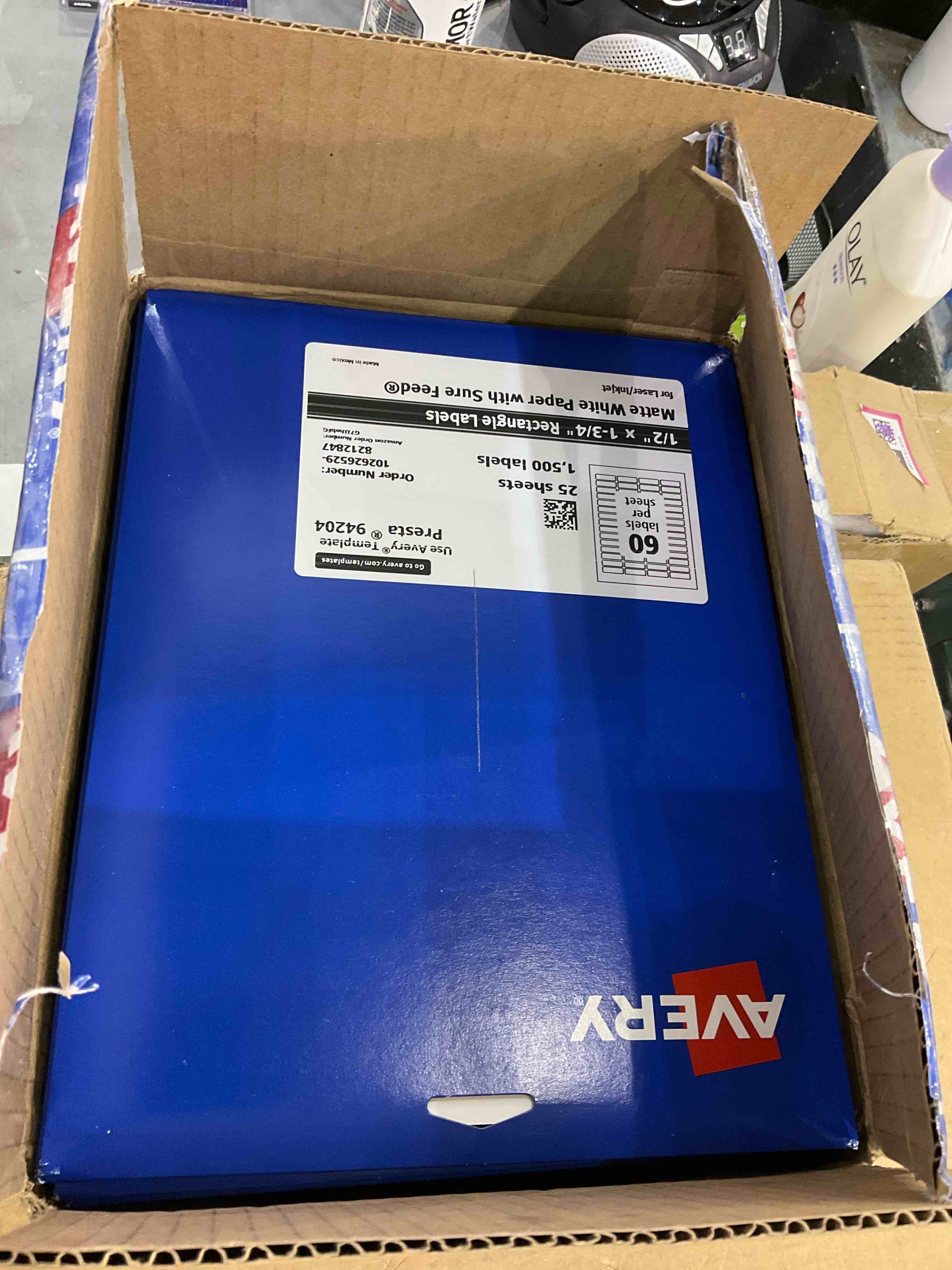 https://s3.amazonaws.com/lotting-images-prod/bidfta/EXS00603703_1698235083921.jpeg
