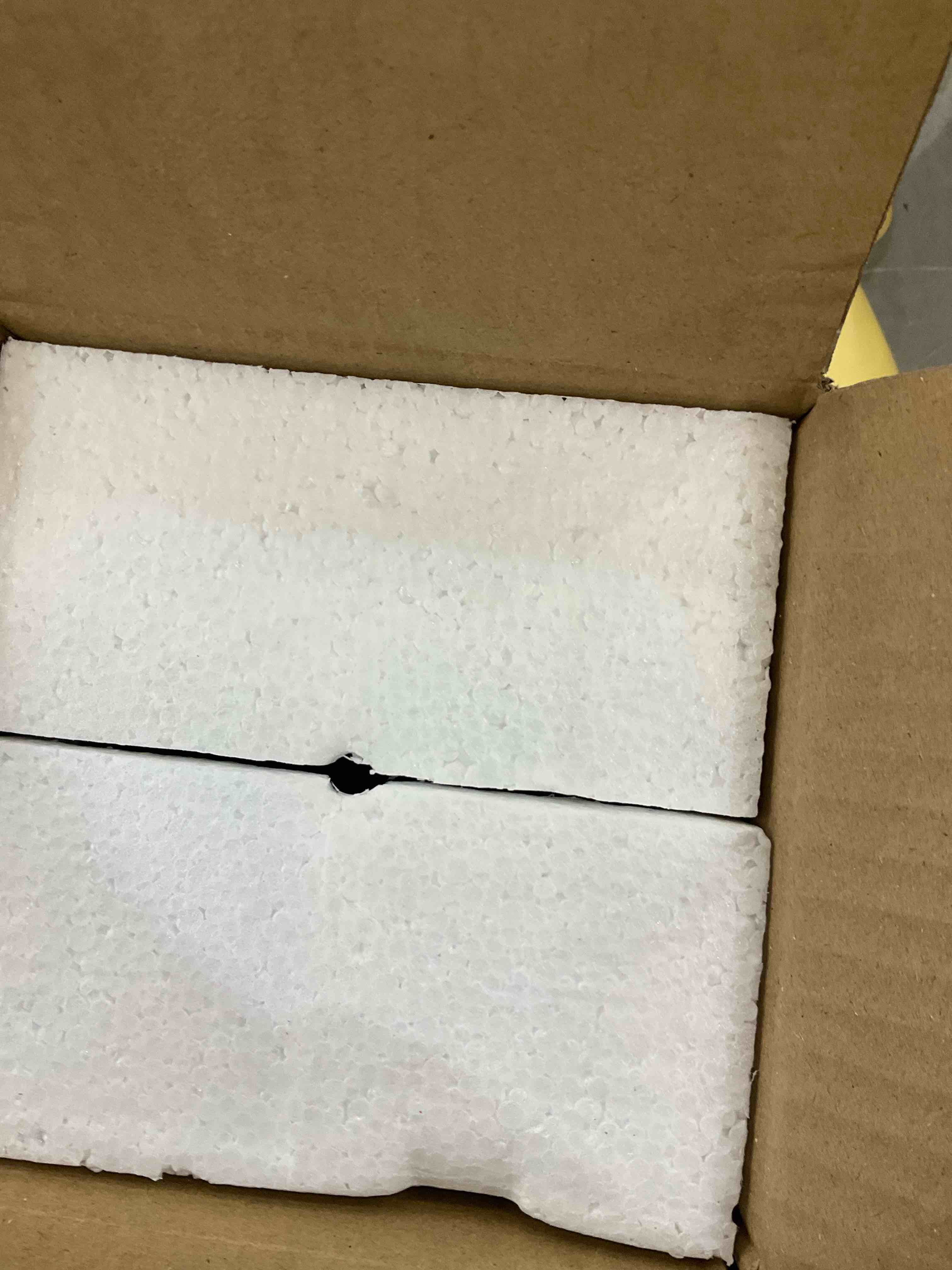 https://s3.amazonaws.com/lotting-images-prod/bidfta/EXS00604010_1698774521172.jpeg