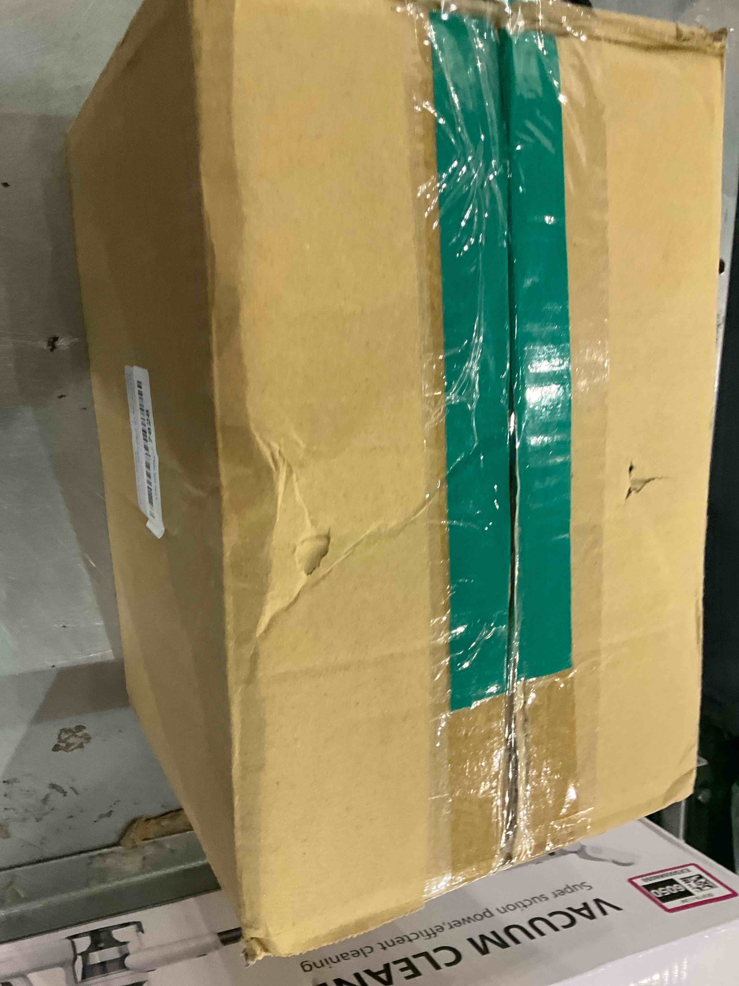 https://s3.amazonaws.com/lotting-images-prod/bidfta/EXS00604160_1698926807672.jpeg