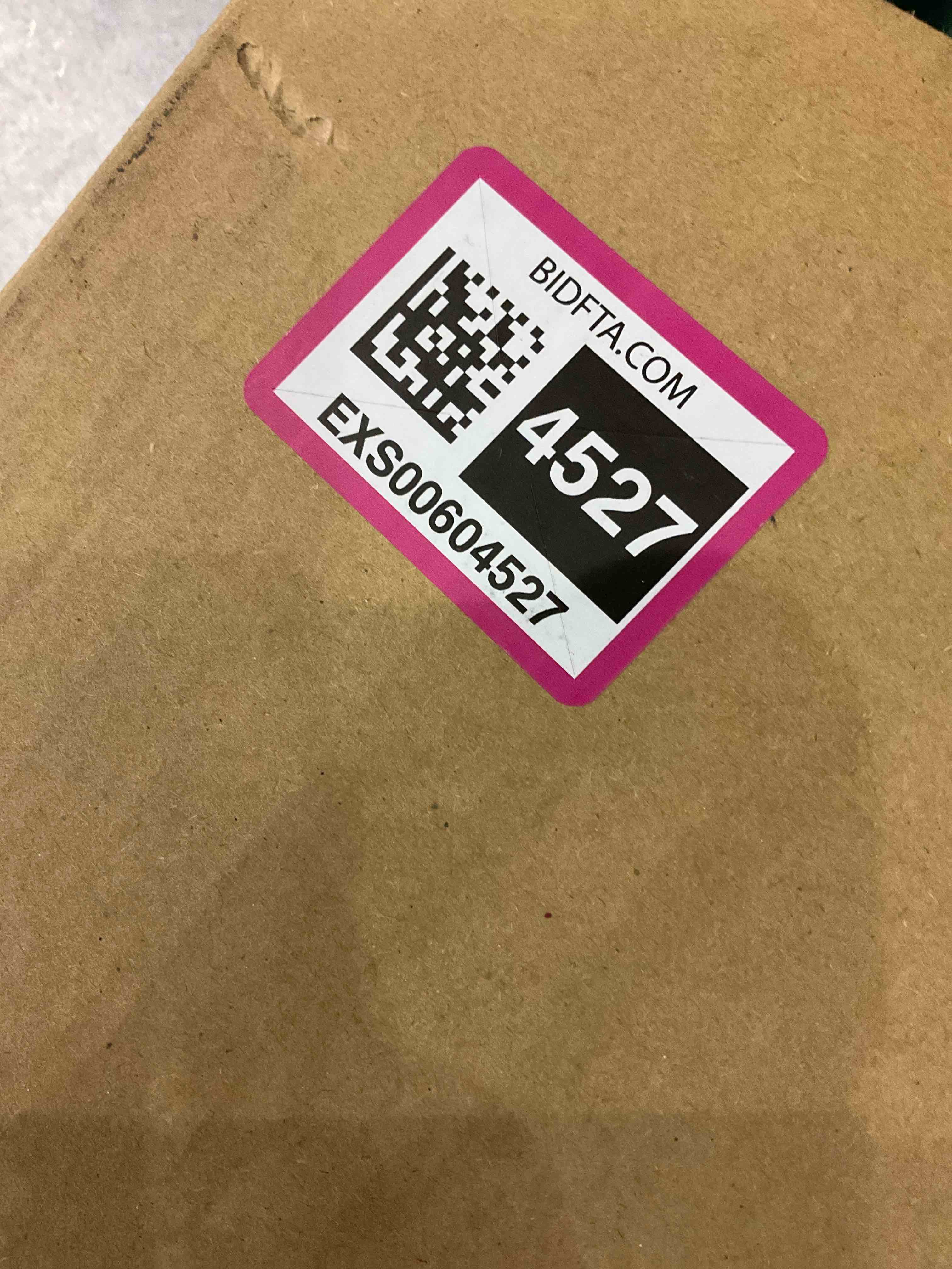https://s3.amazonaws.com/lotting-images-prod/bidfta/EXS00604527_1698688424360.jpeg
