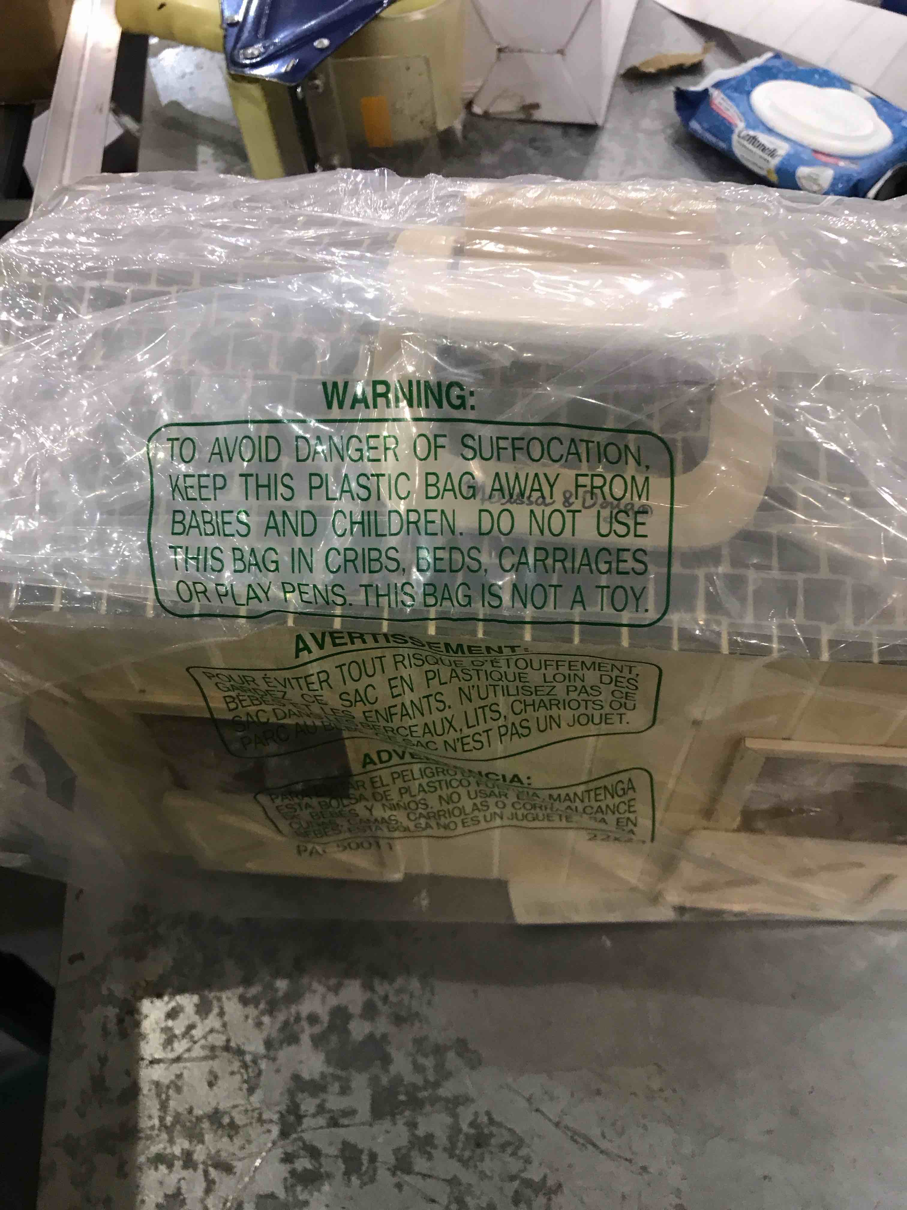https://s3.amazonaws.com/lotting-images-prod/bidfta/EXS00604612_1698156328410.jpeg