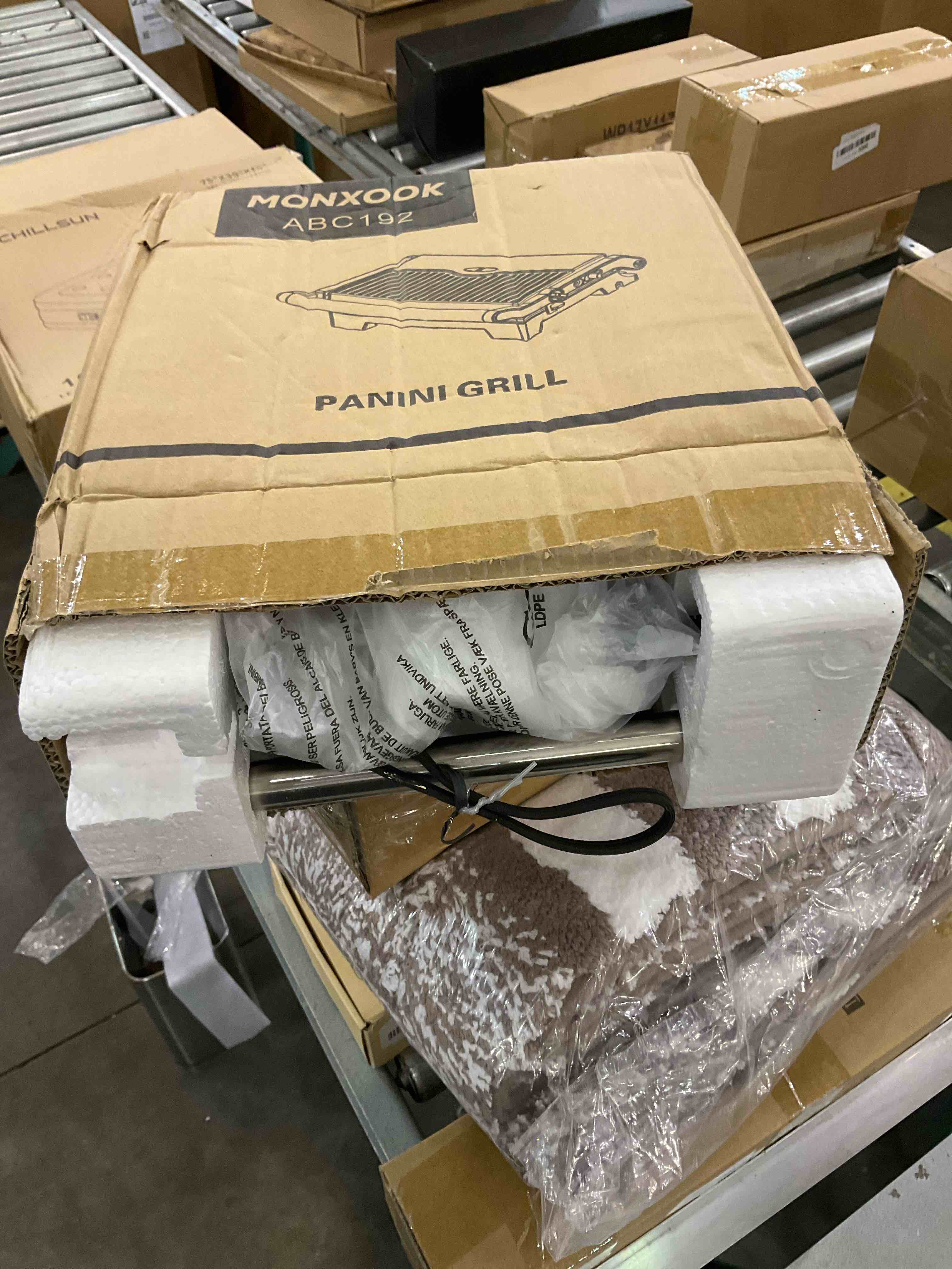 https://s3.amazonaws.com/lotting-images-prod/bidfta/EXS00604750_1698327683656.jpeg