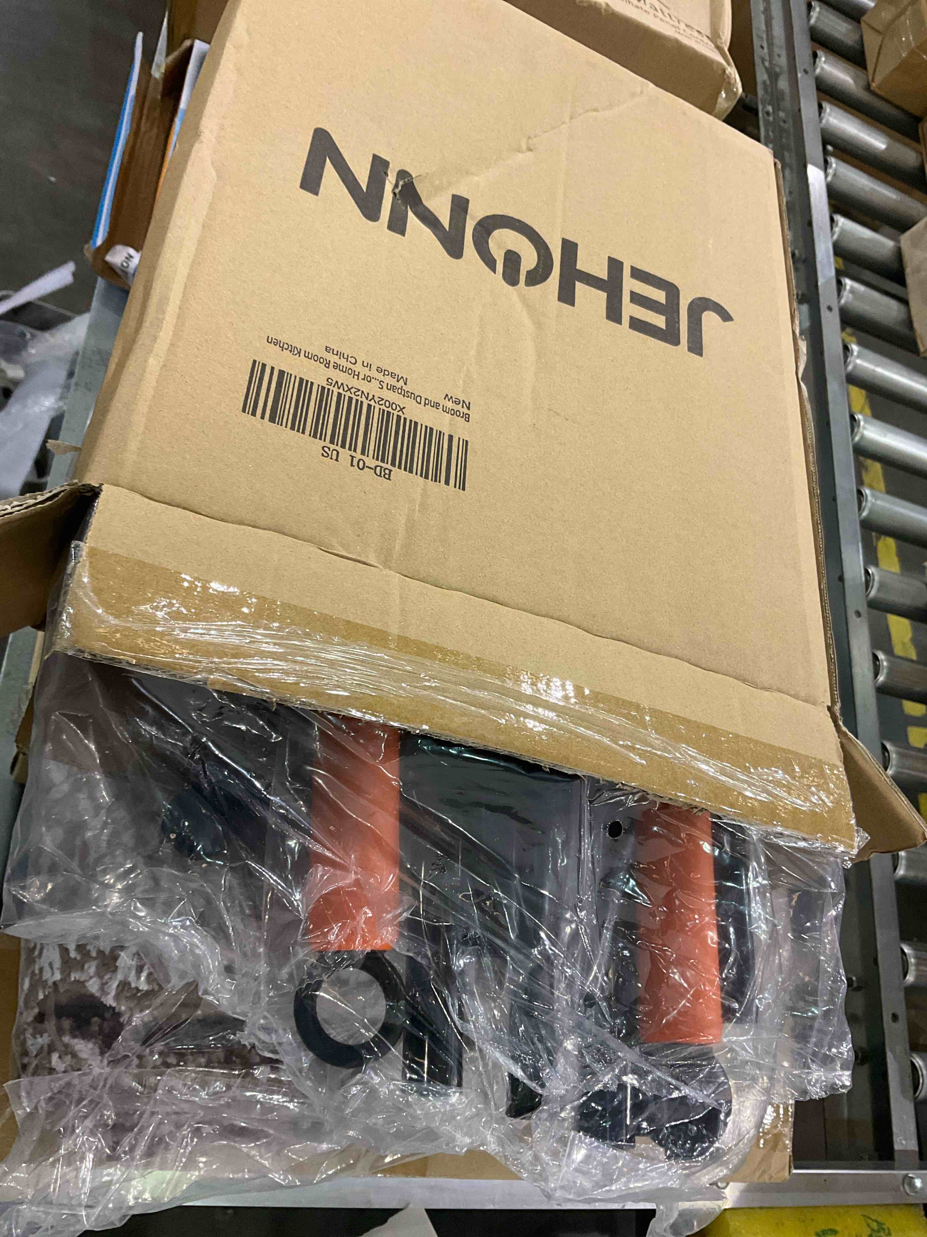 https://s3.amazonaws.com/lotting-images-prod/bidfta/EXS00604751_1698327799682.jpeg