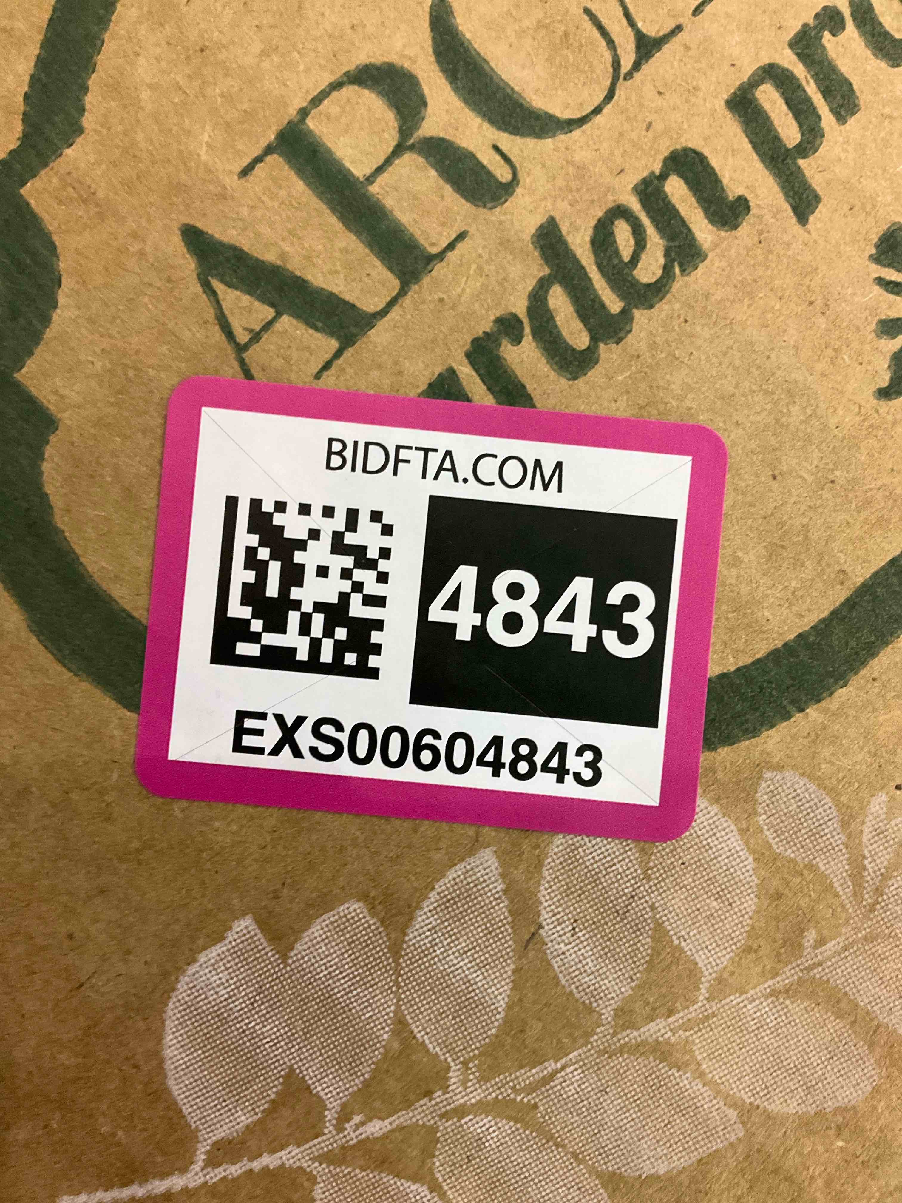 https://s3.amazonaws.com/lotting-images-prod/bidfta/EXS00604843_1698418427388.jpeg