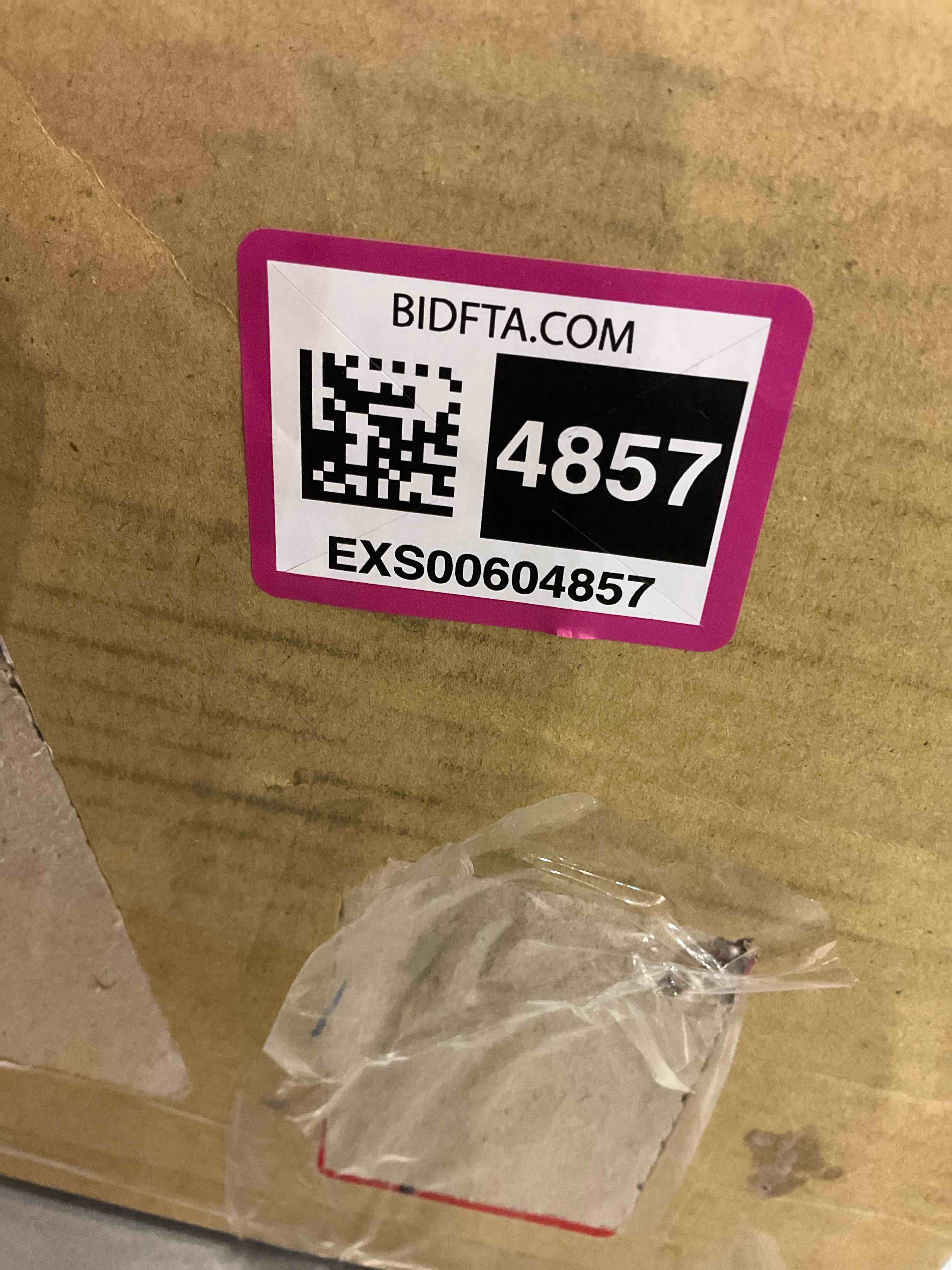 https://s3.amazonaws.com/lotting-images-prod/bidfta/EXS00604857_1698680293838.jpeg