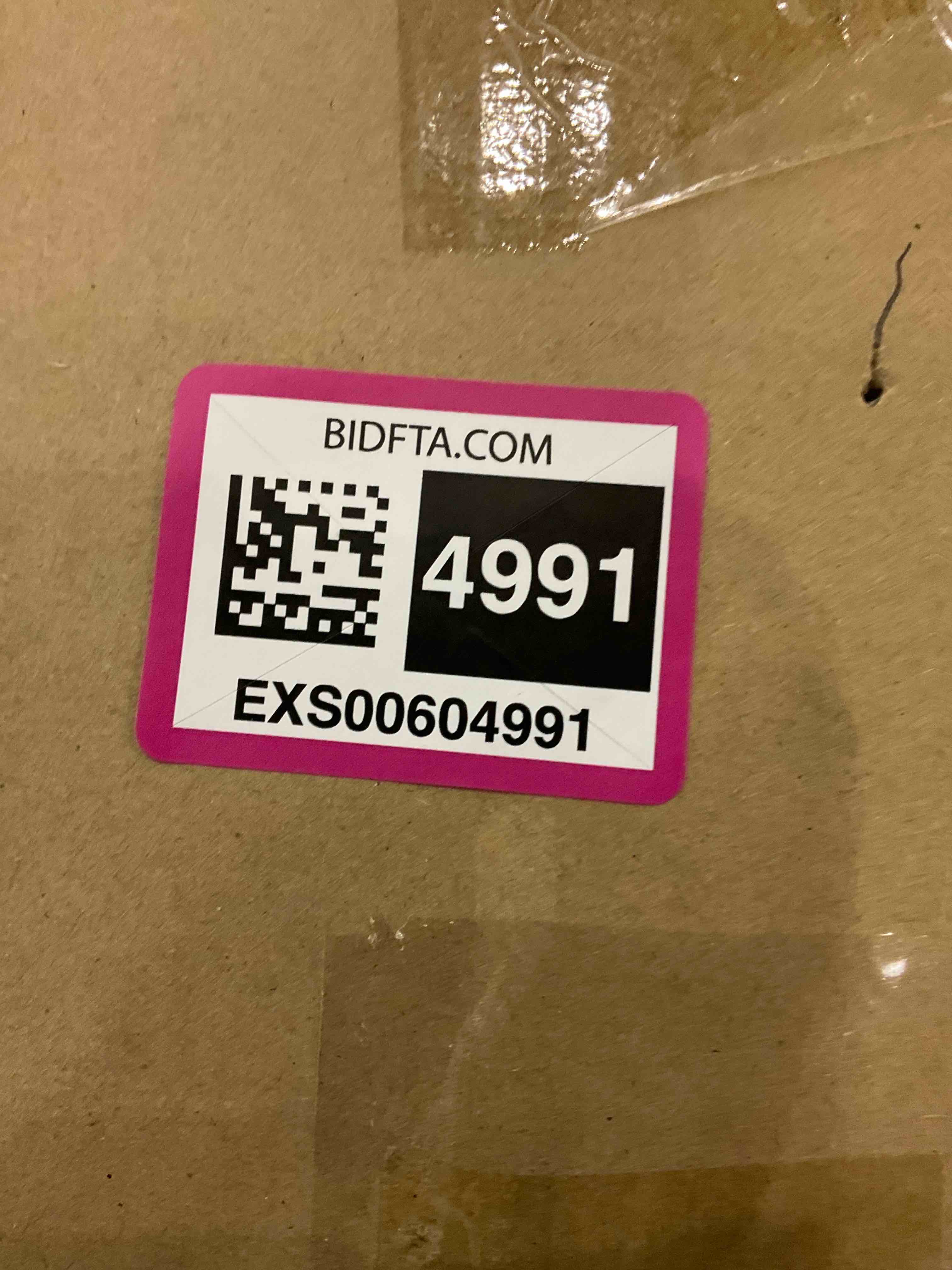 https://s3.amazonaws.com/lotting-images-prod/bidfta/EXS00604991_1698838253593.jpeg