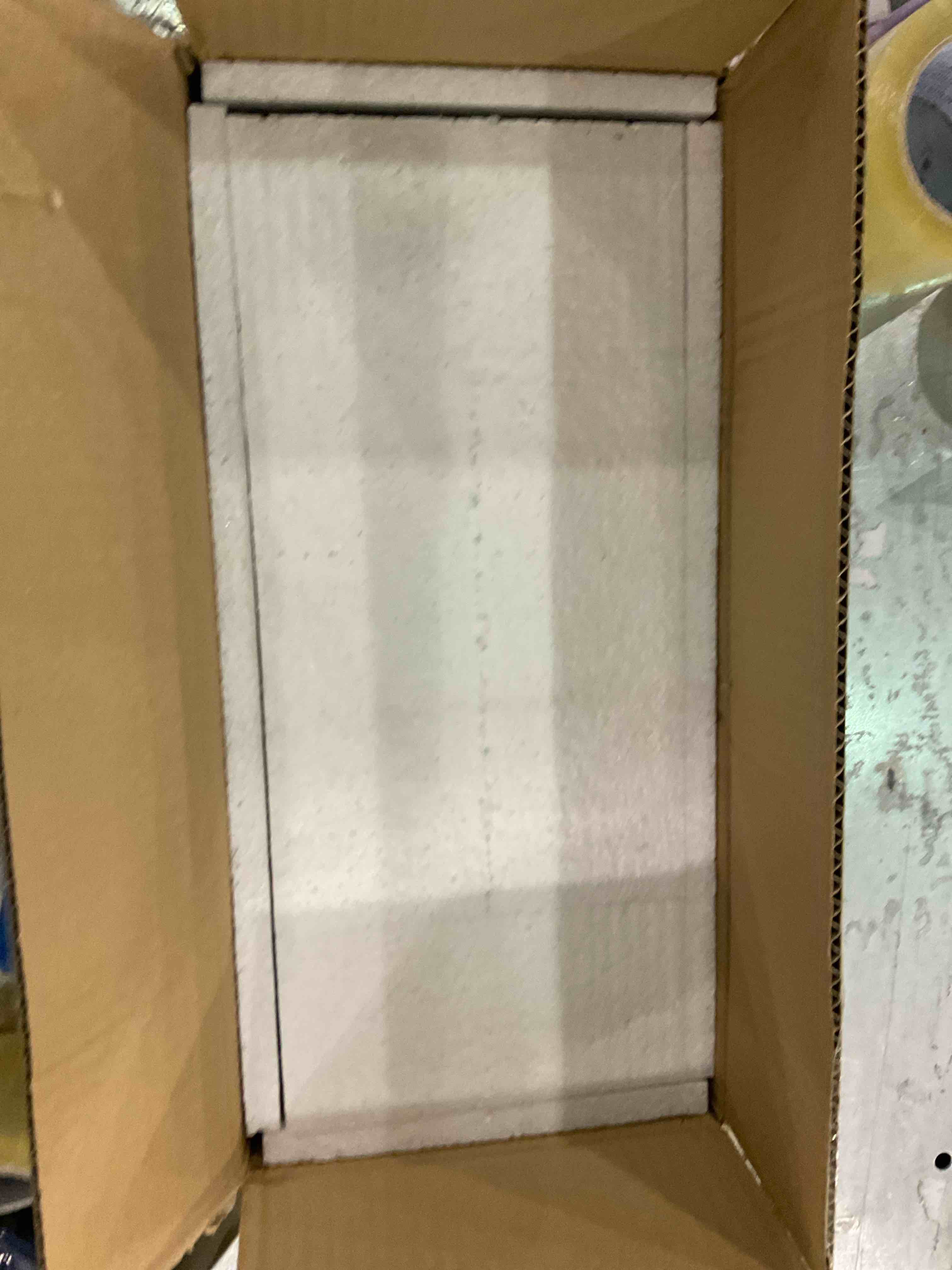 https://s3.amazonaws.com/lotting-images-prod/bidfta/EXS00605792_1698667030446.jpeg