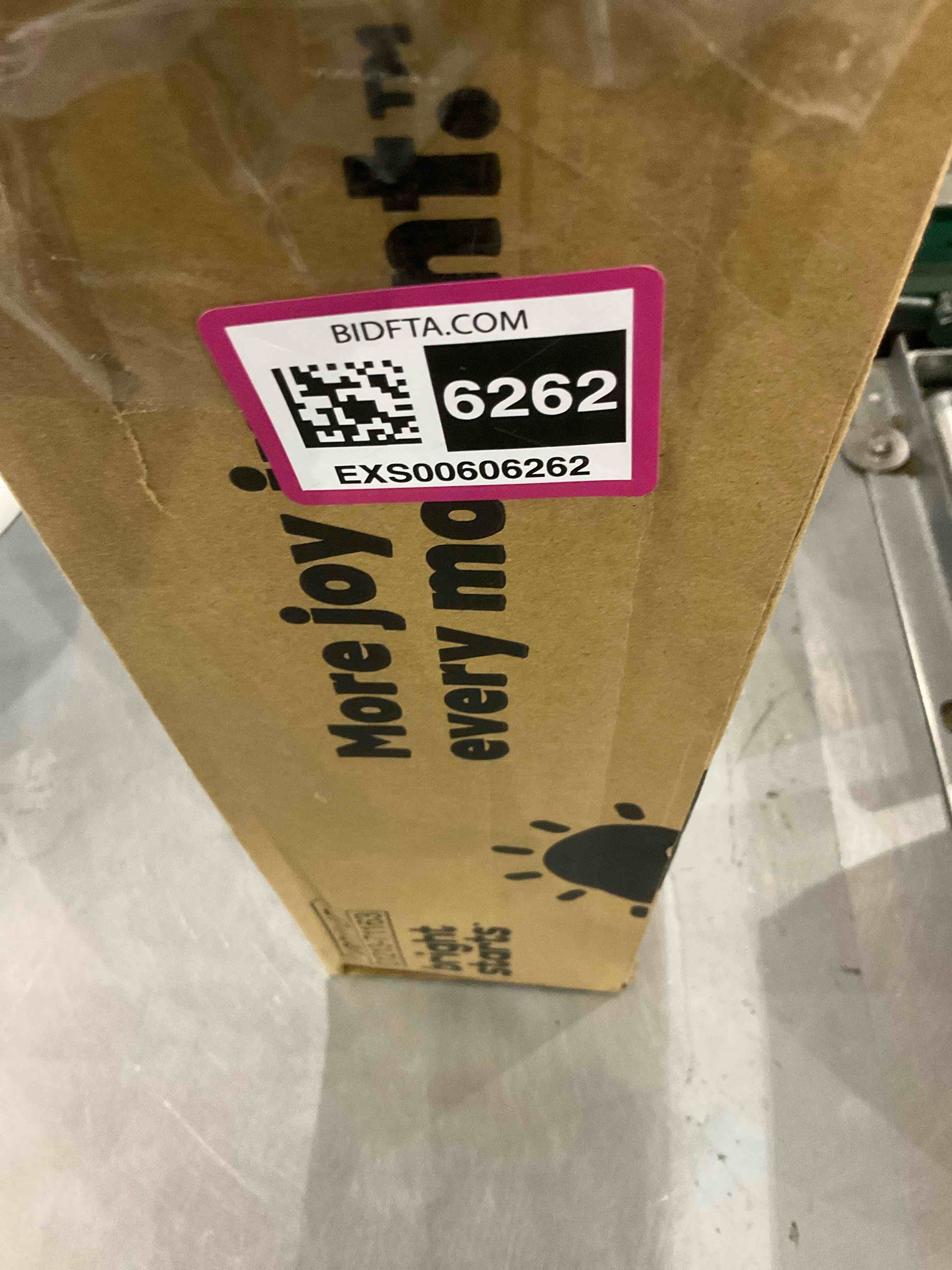 https://s3.amazonaws.com/lotting-images-prod/bidfta/EXS00606262_1698235048746.jpeg