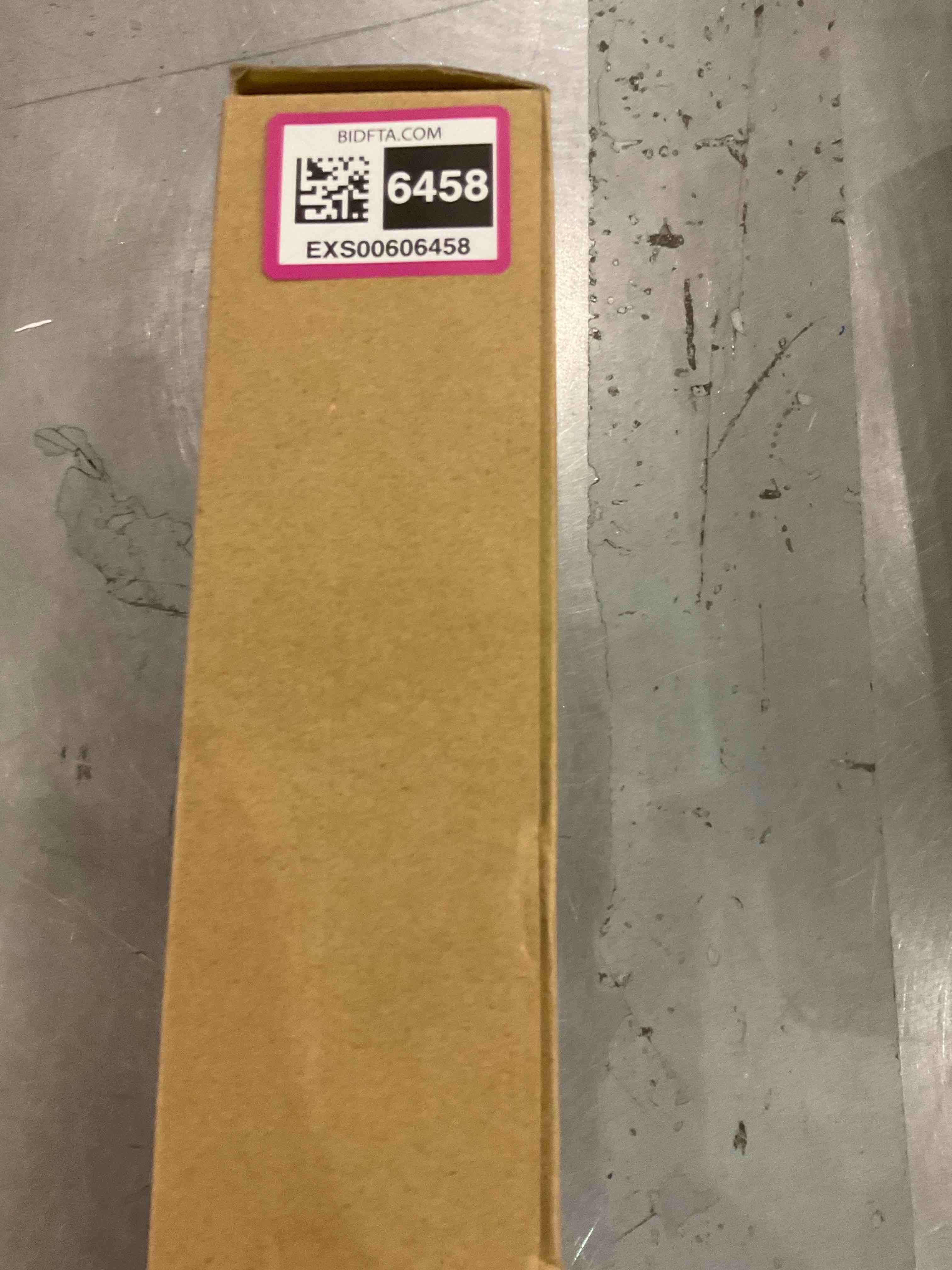 https://s3.amazonaws.com/lotting-images-prod/bidfta/EXS00606458_1698324264345.jpeg