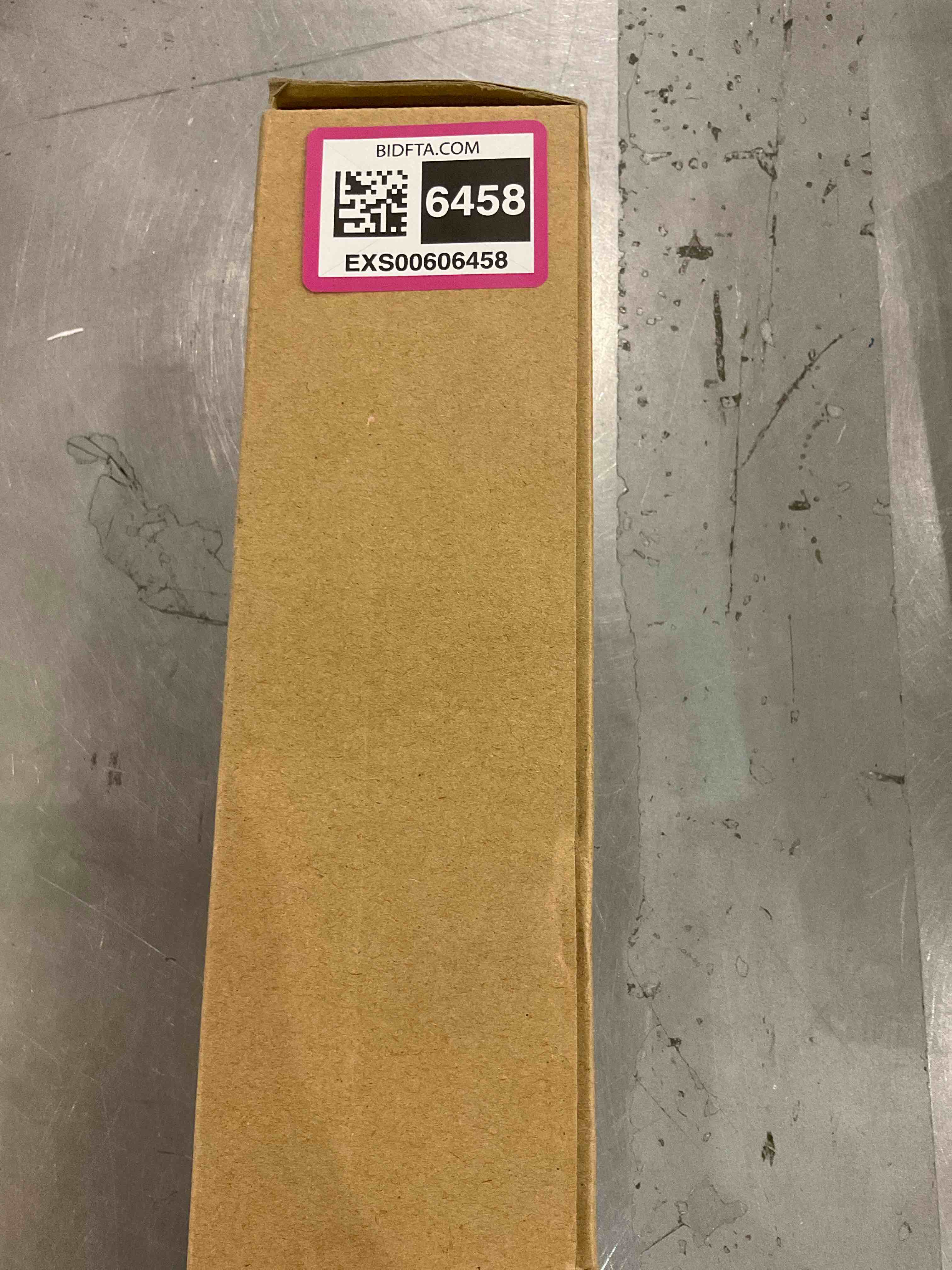 https://s3.amazonaws.com/lotting-images-prod/bidfta/EXS00606458_1698324265746.jpeg
