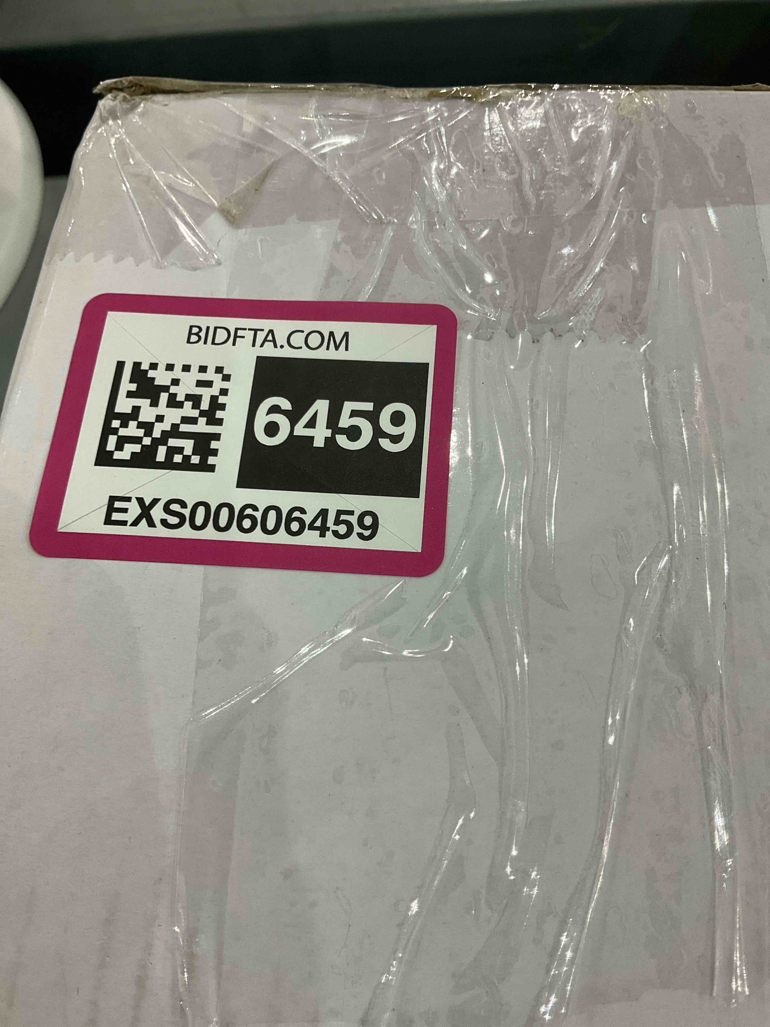 https://s3.amazonaws.com/lotting-images-prod/bidfta/EXS00606459_1698324404644.jpeg