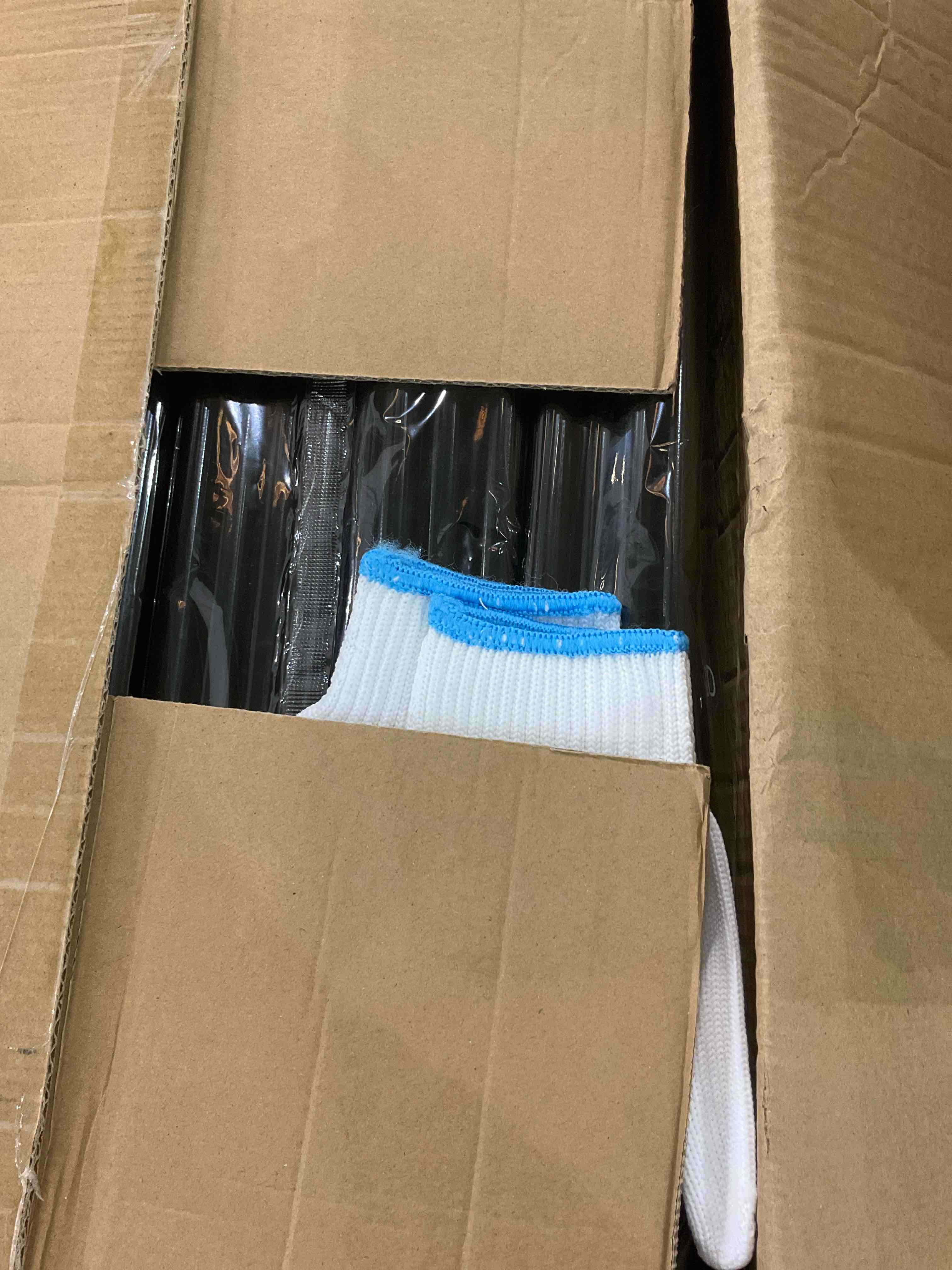 https://s3.amazonaws.com/lotting-images-prod/bidfta/EXS00606482_1698328963488.jpeg