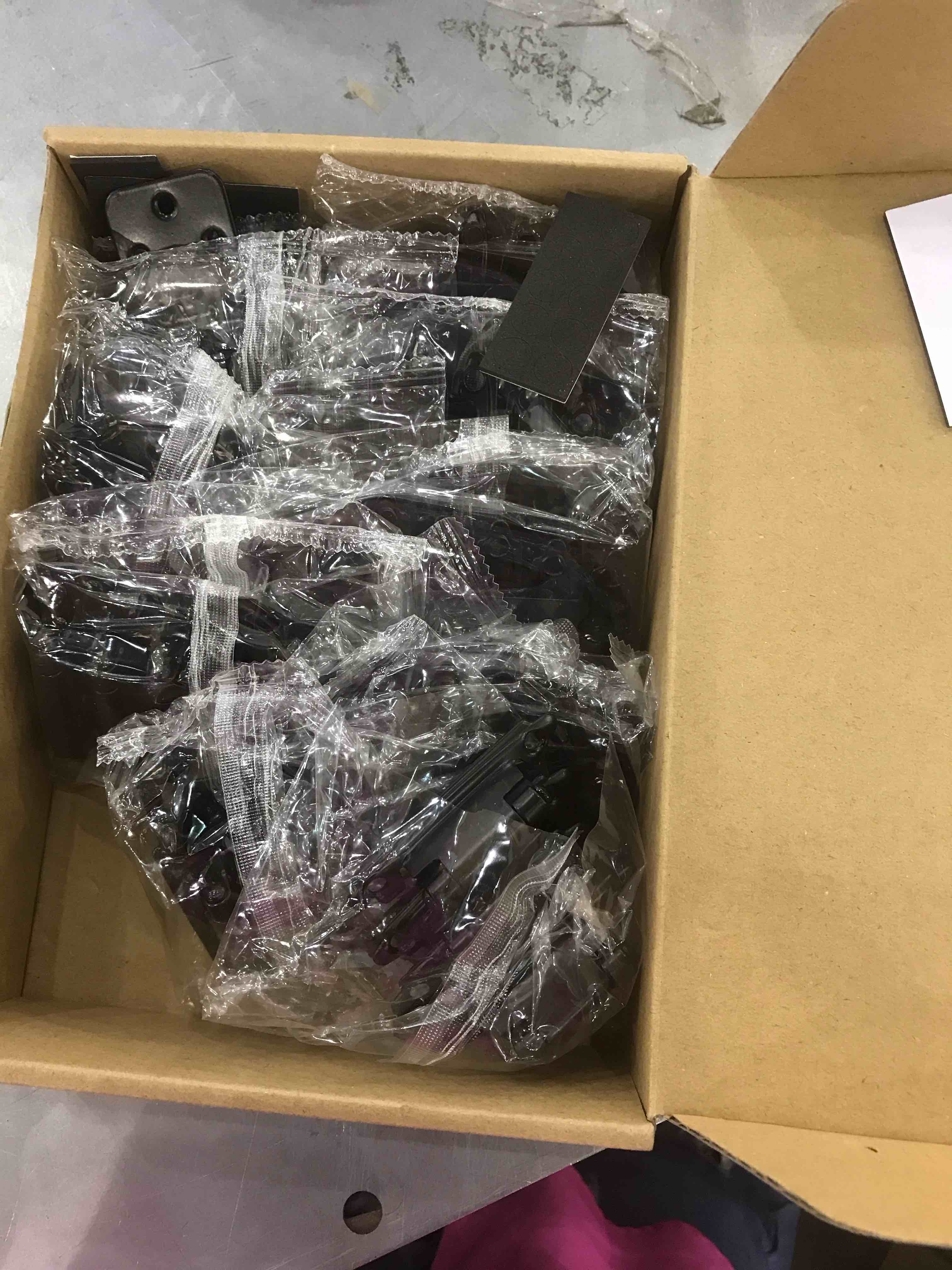 https://s3.amazonaws.com/lotting-images-prod/bidfta/EXS00606602_1698157058765.jpeg