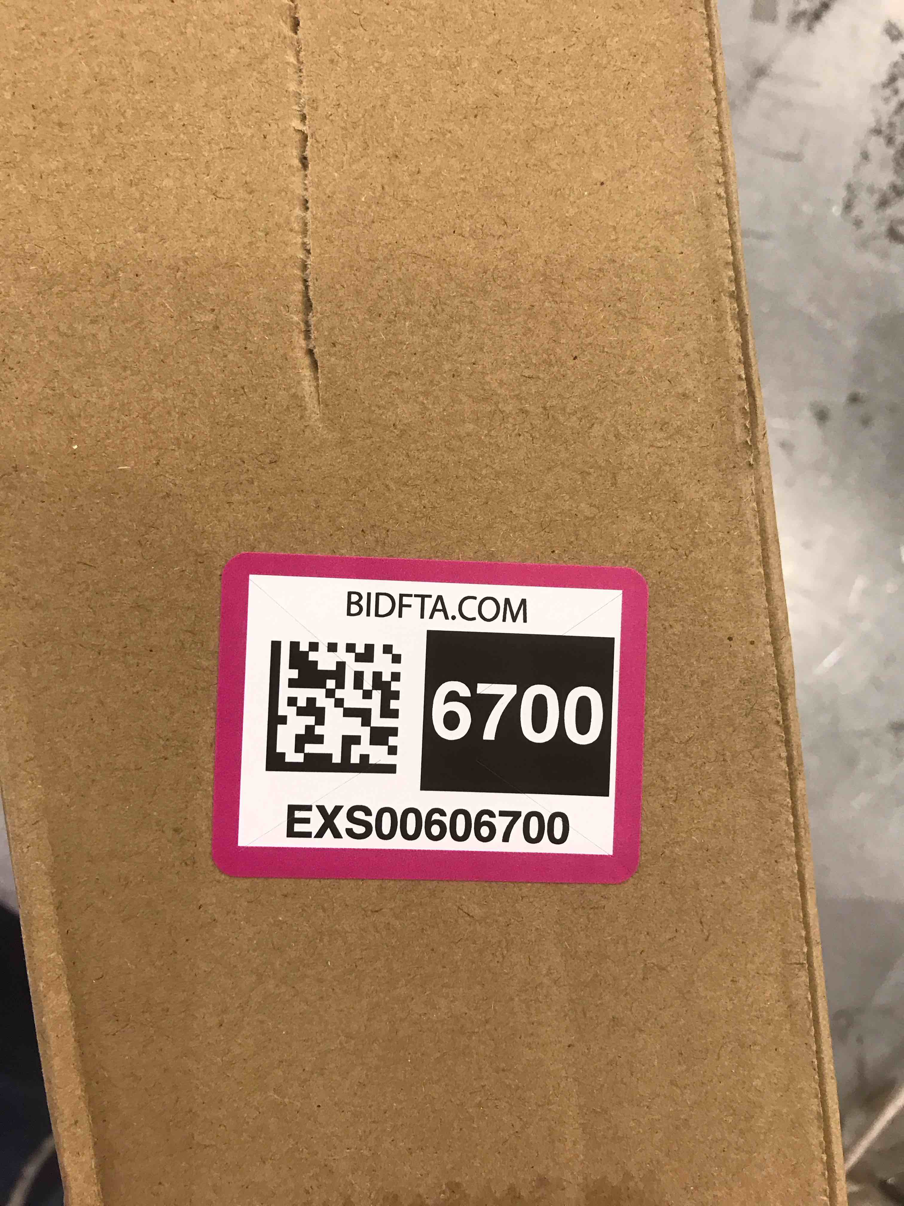 https://s3.amazonaws.com/lotting-images-prod/bidfta/EXS00606700_1698175315509.jpeg