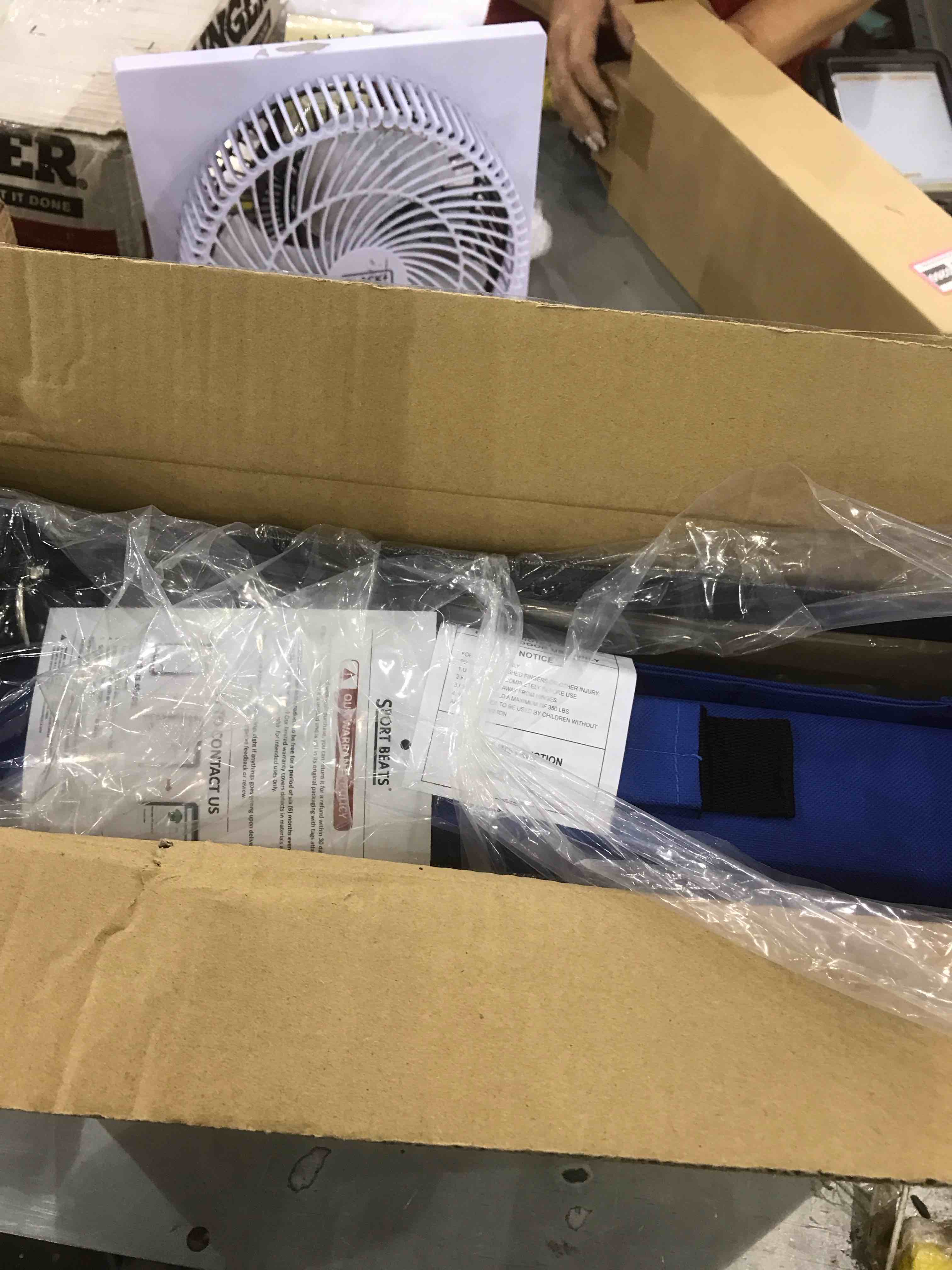 https://s3.amazonaws.com/lotting-images-prod/bidfta/EXS00606724_1698235122054.jpeg