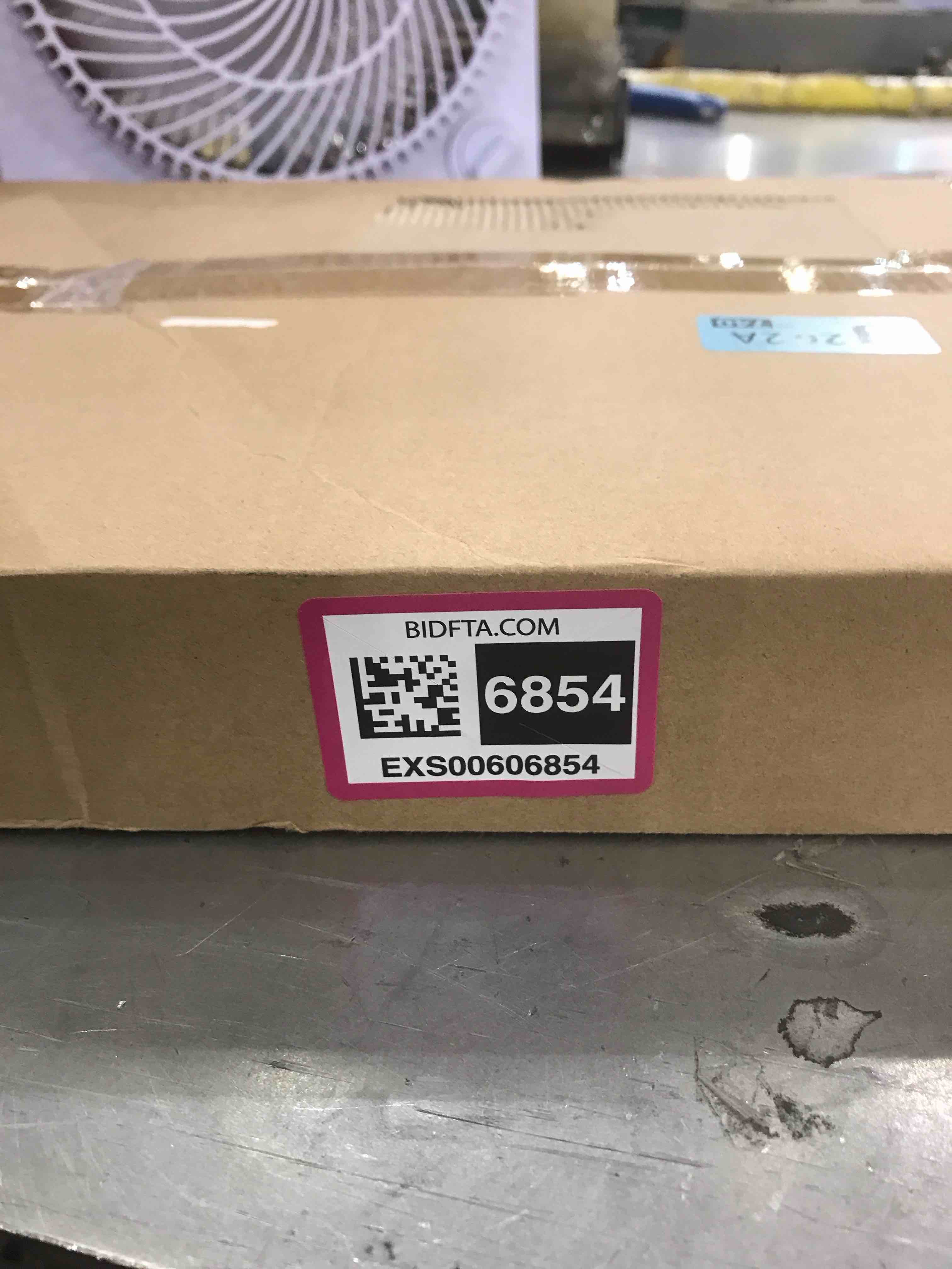 https://s3.amazonaws.com/lotting-images-prod/bidfta/EXS00606854_1698260459699.jpeg