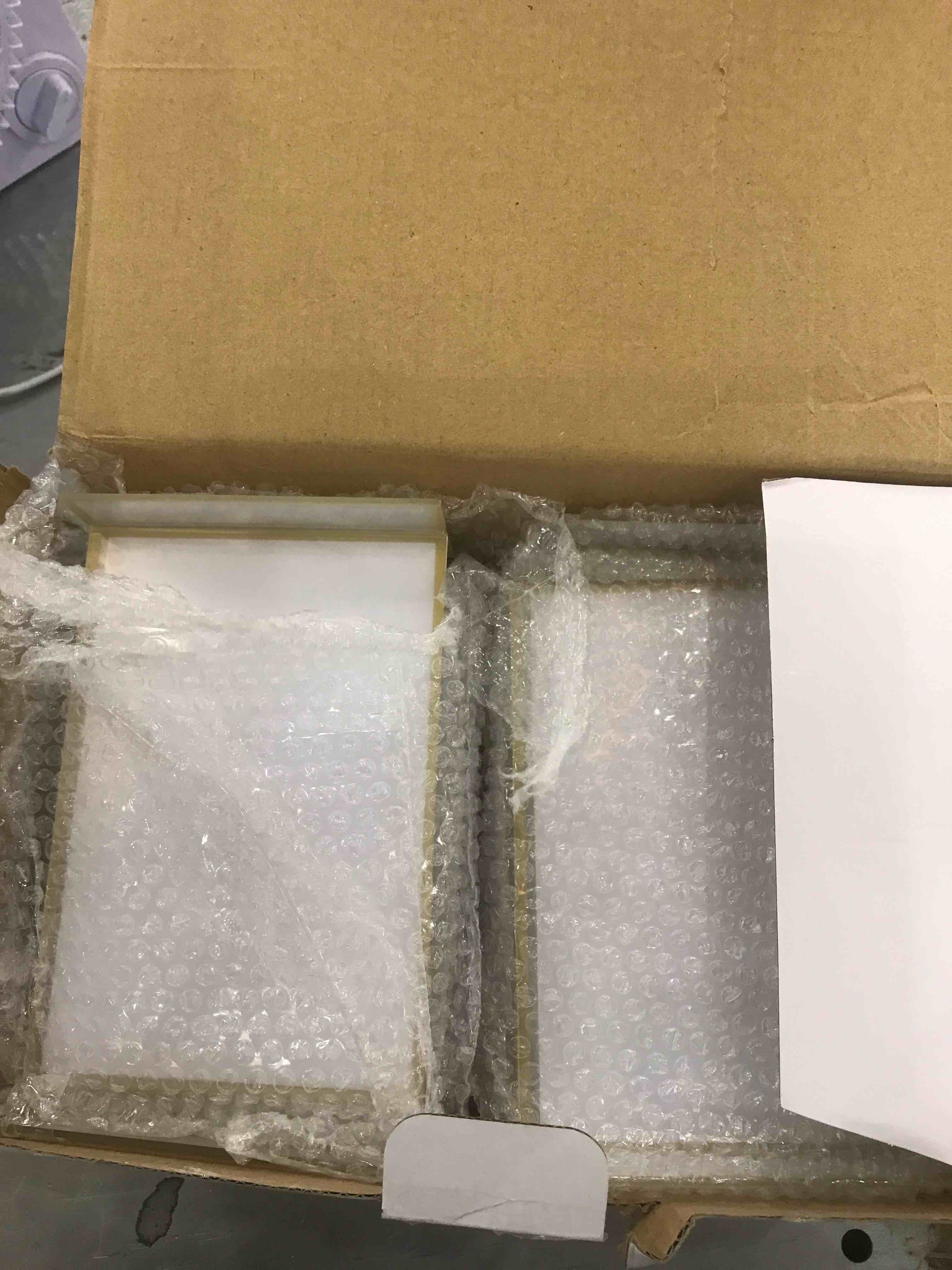 https://s3.amazonaws.com/lotting-images-prod/bidfta/EXS00606857_1698260775972.jpeg