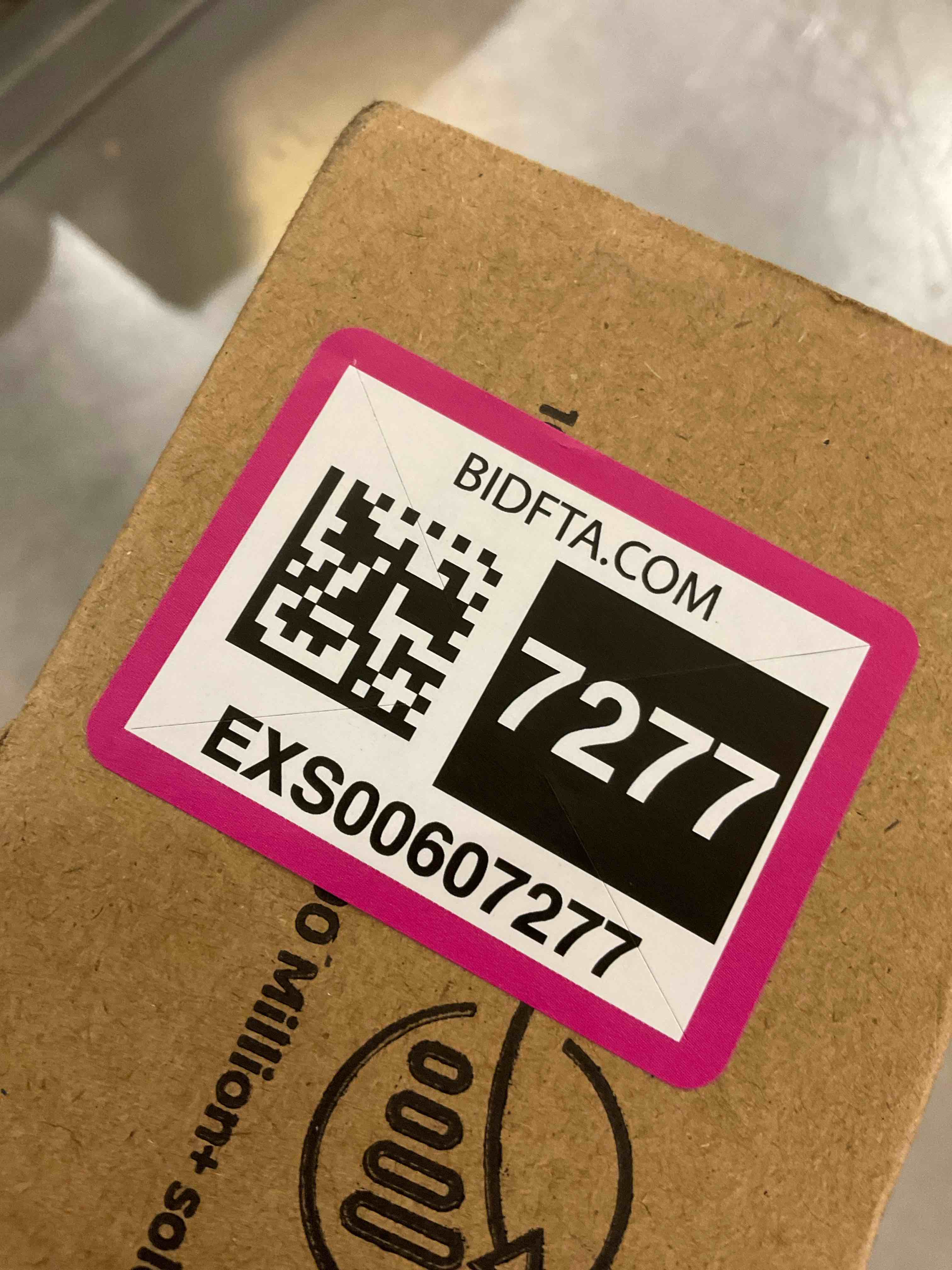 https://s3.amazonaws.com/lotting-images-prod/bidfta/EXS00607277_1698260827643.jpeg