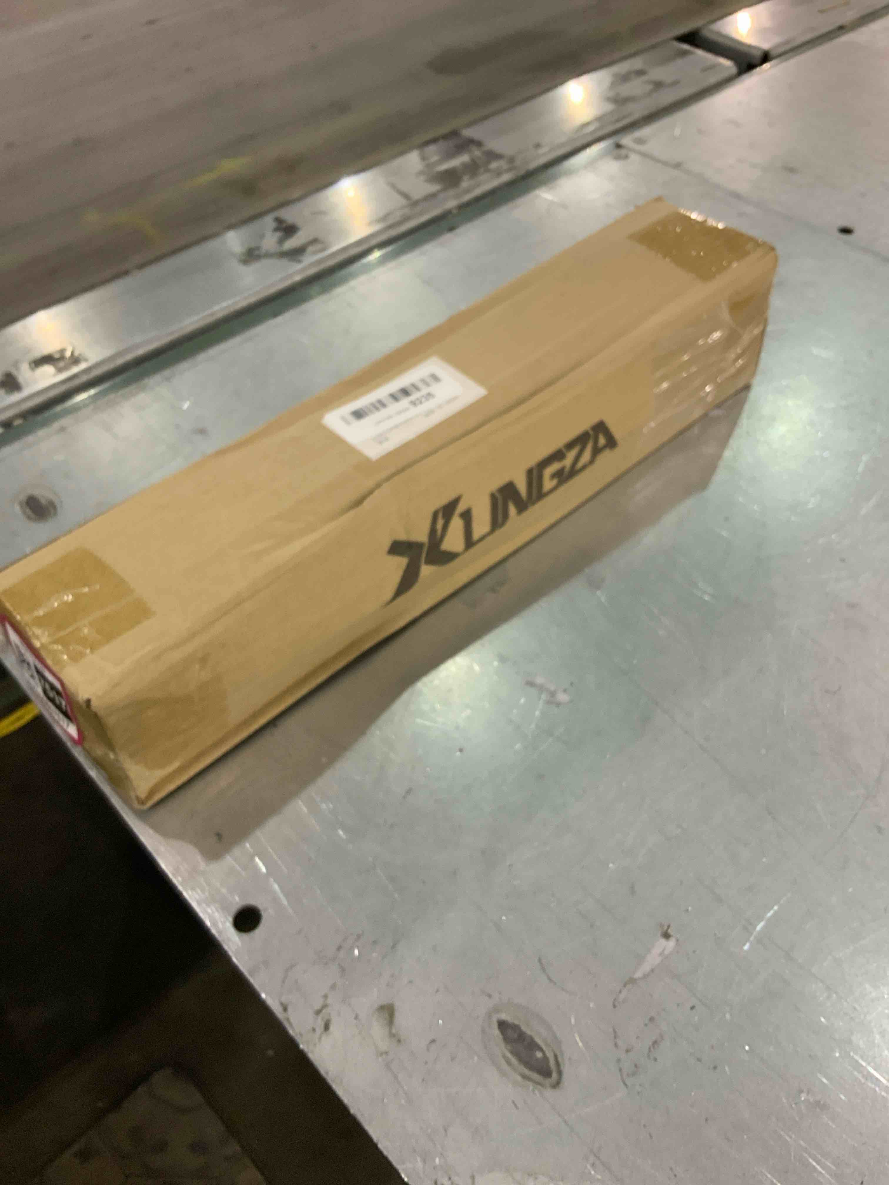https://s3.amazonaws.com/lotting-images-prod/bidfta/EXS00607517_1698235683353.jpeg