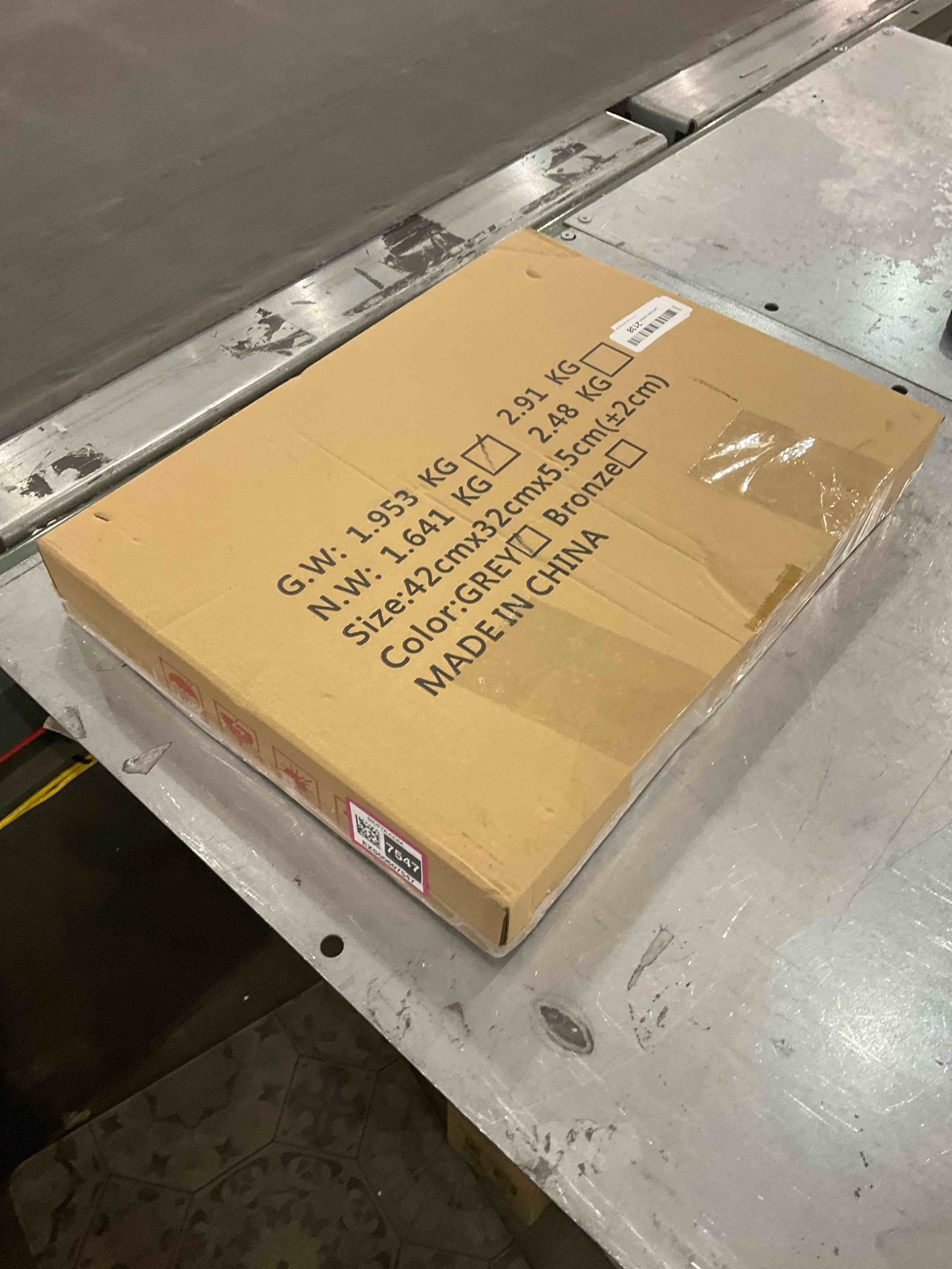 https://s3.amazonaws.com/lotting-images-prod/bidfta/EXS00607547_1698240412817.jpeg